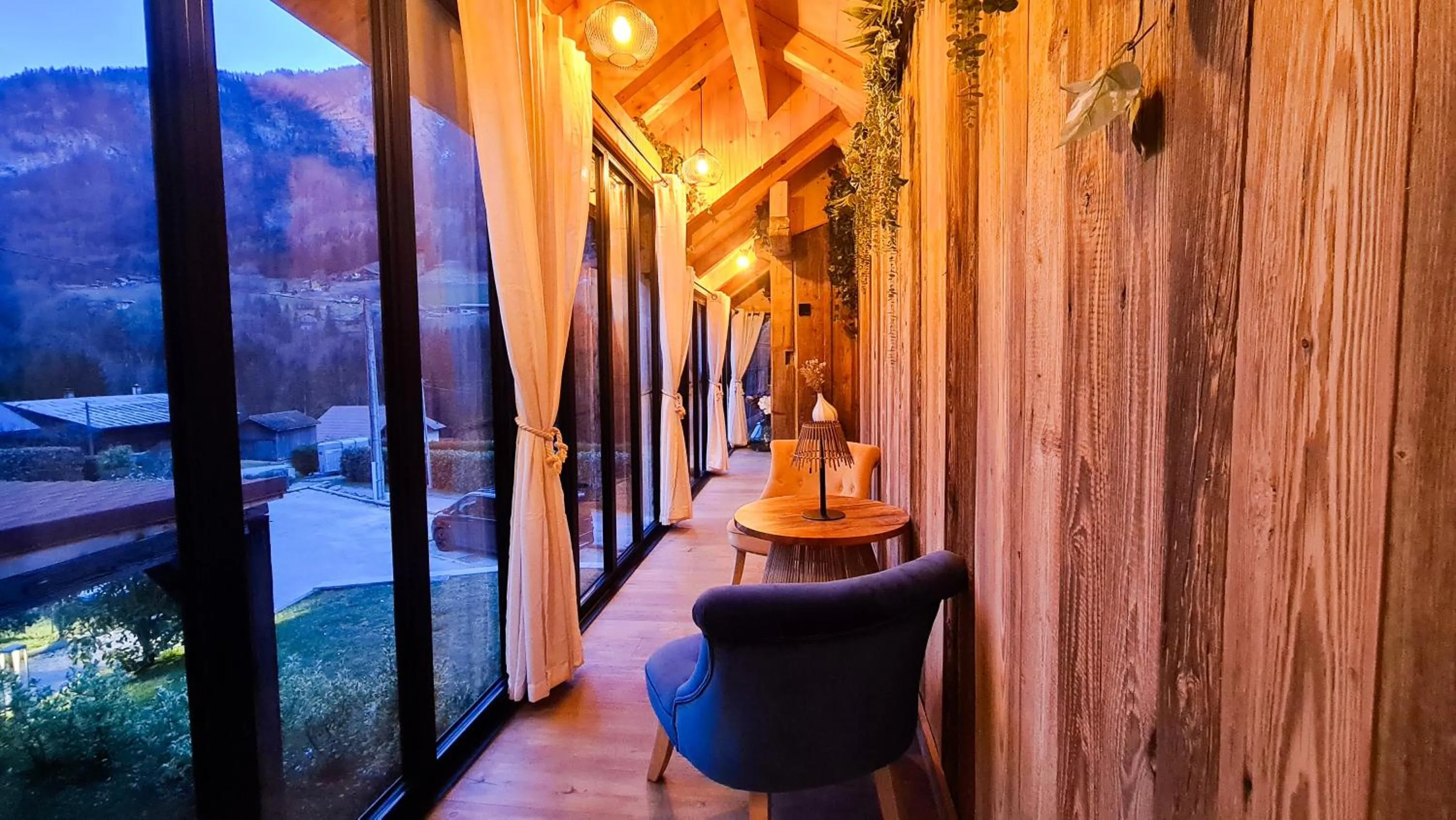 Natural landscape in CHALET 1703 - Refuge Alpin avec Spa & Sauna - l'esprit maison au Coeur des Alpes - Adults Only