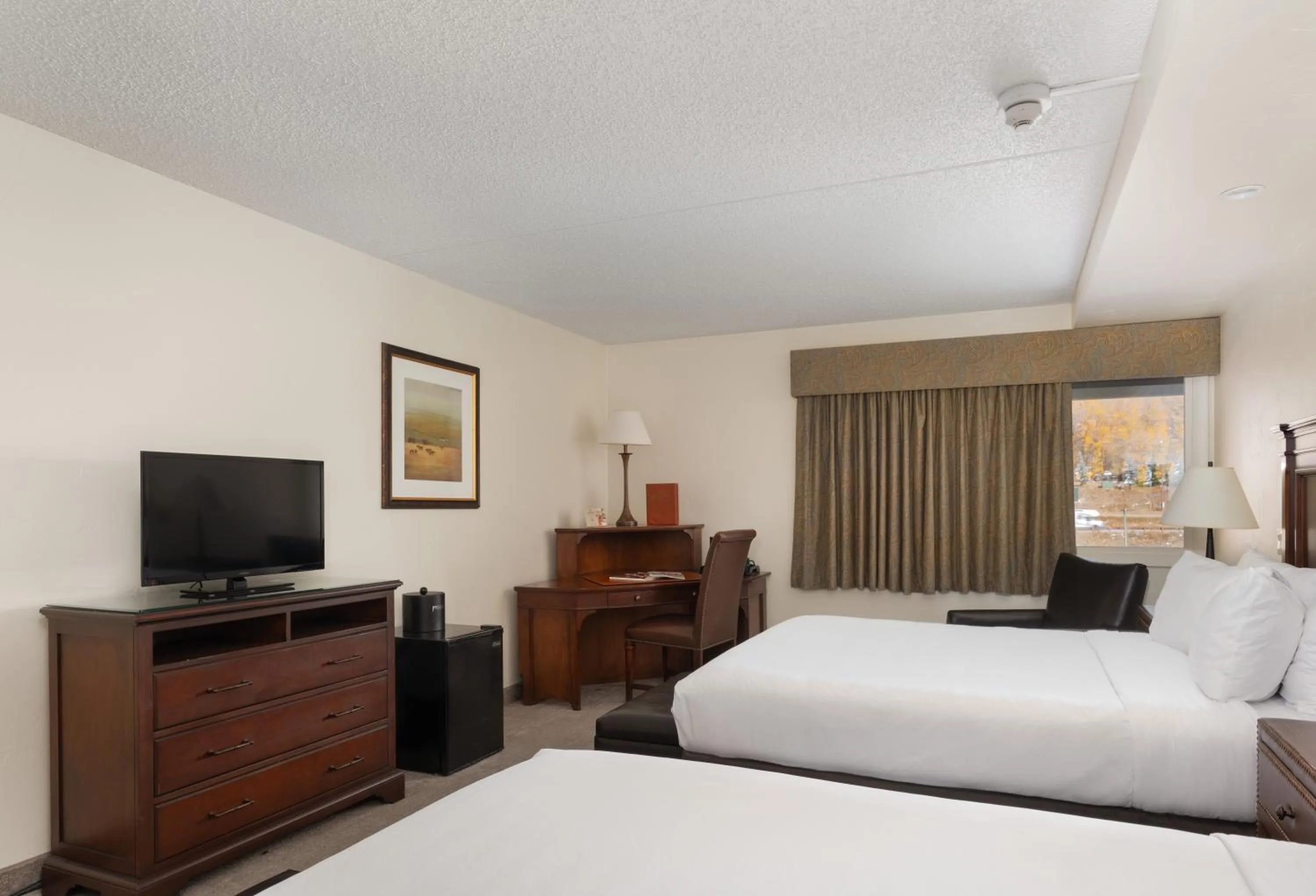 Bed in Evergreen Lodge at Vail