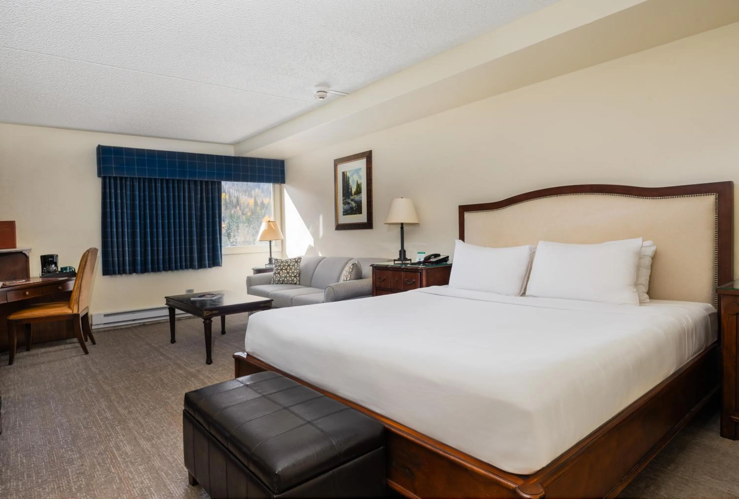 Bed in Evergreen Lodge at Vail