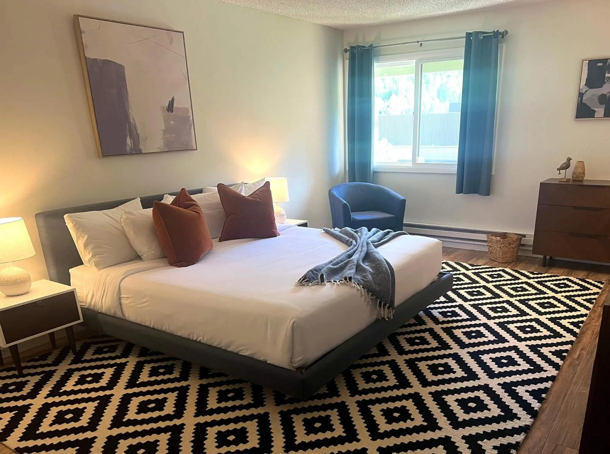 Bedroom, Bed in Evergreen Lodge at Vail