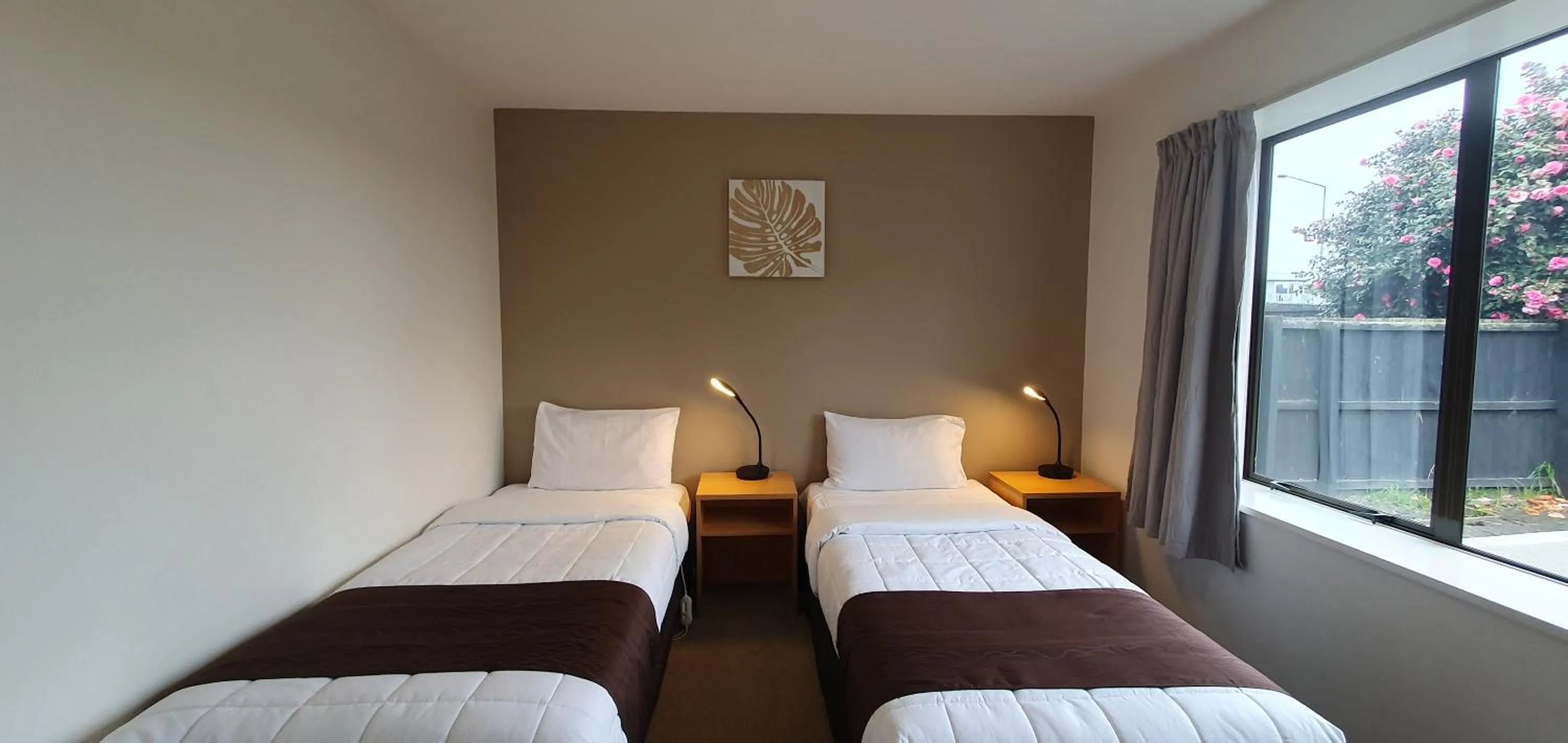 Bed in Airways Motel