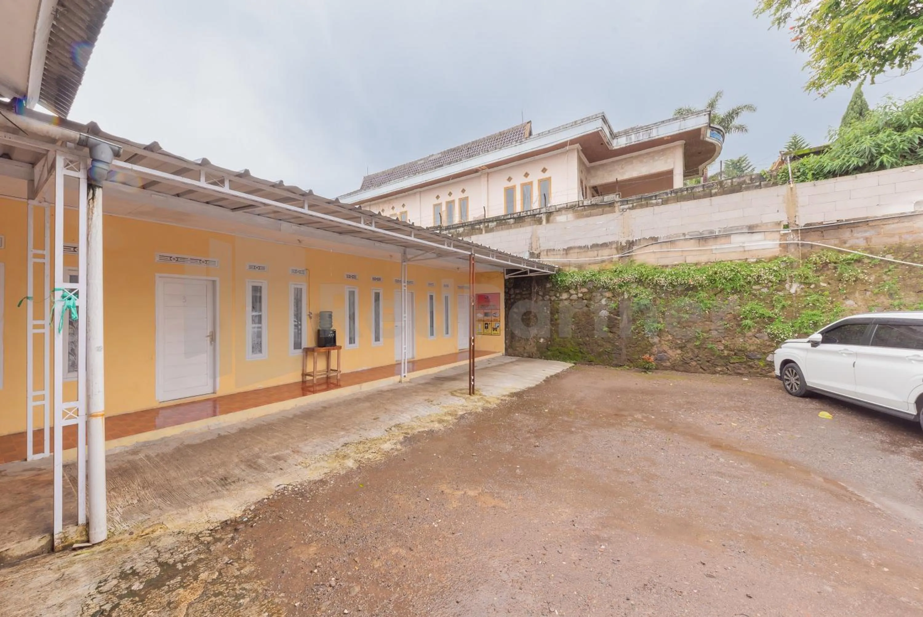 Property building in Selaras Homestay Ciwidey