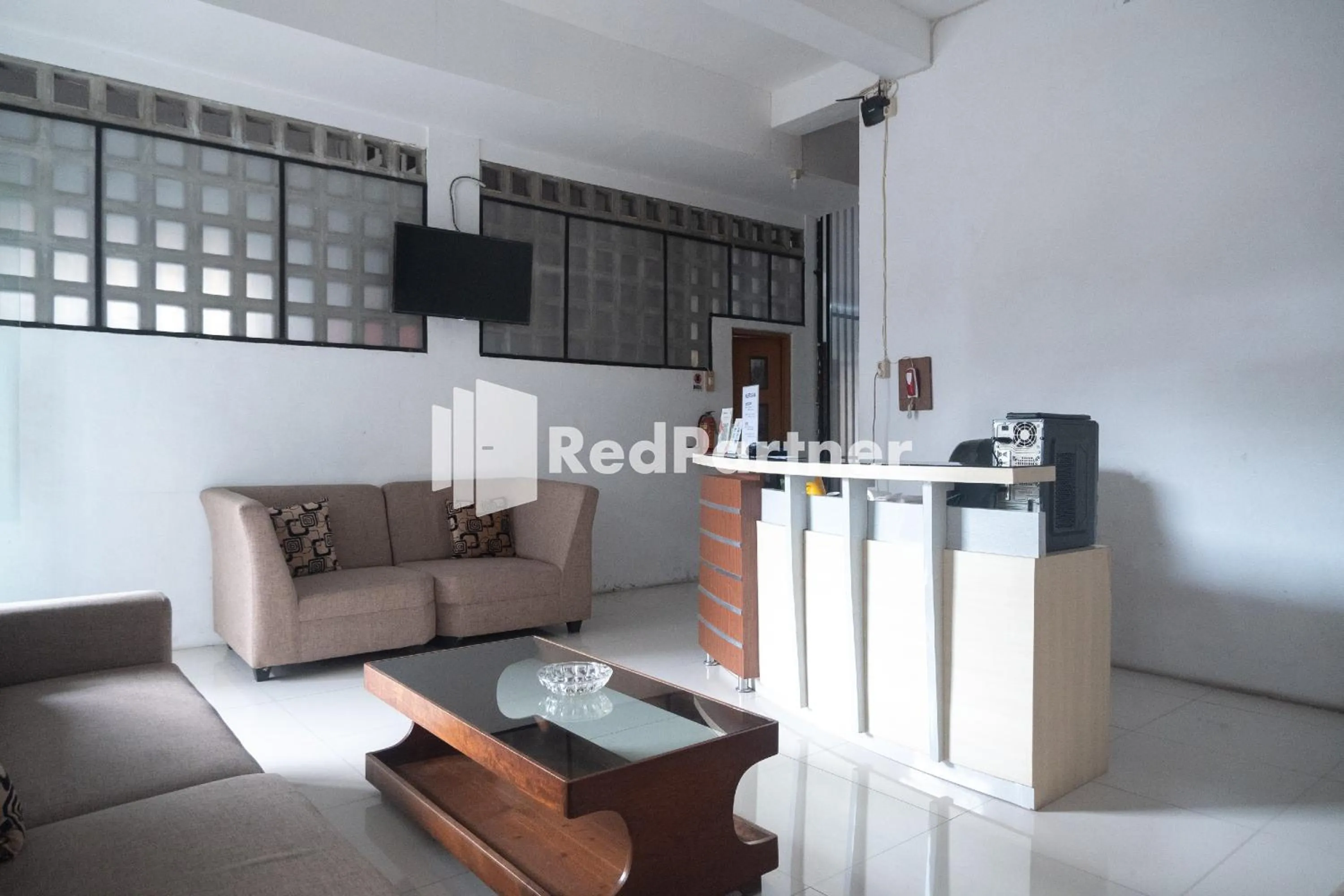 Lobby or reception in Homestay C9 Exclusive Kaliurang Yogyakarta Mitra RedDoorz