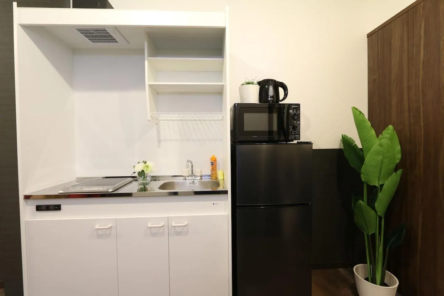 Kitchen or kitchenette in EK1 Elizabeth Garden Kuromon