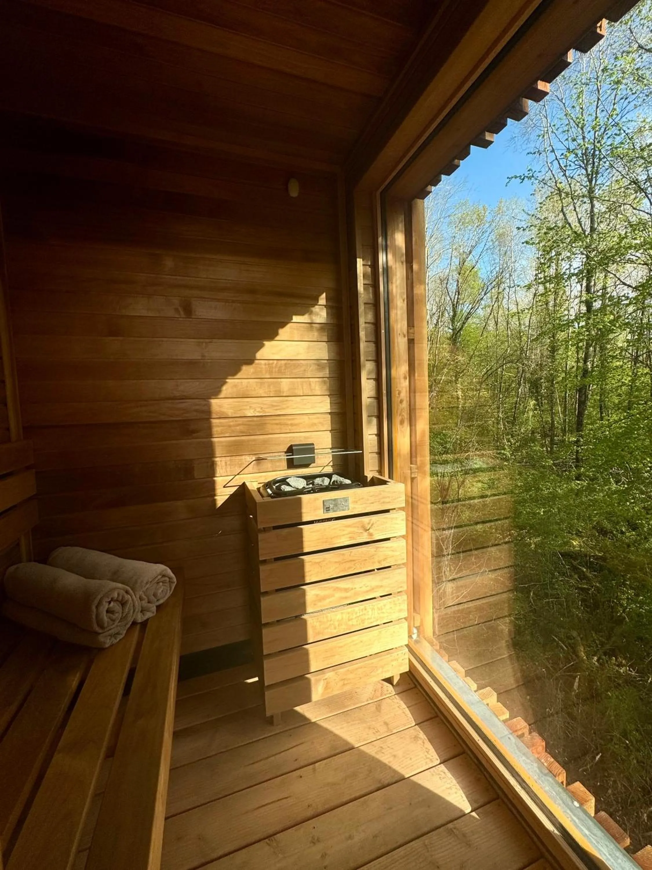 Sauna in Loire Valley Lodges - Hotel