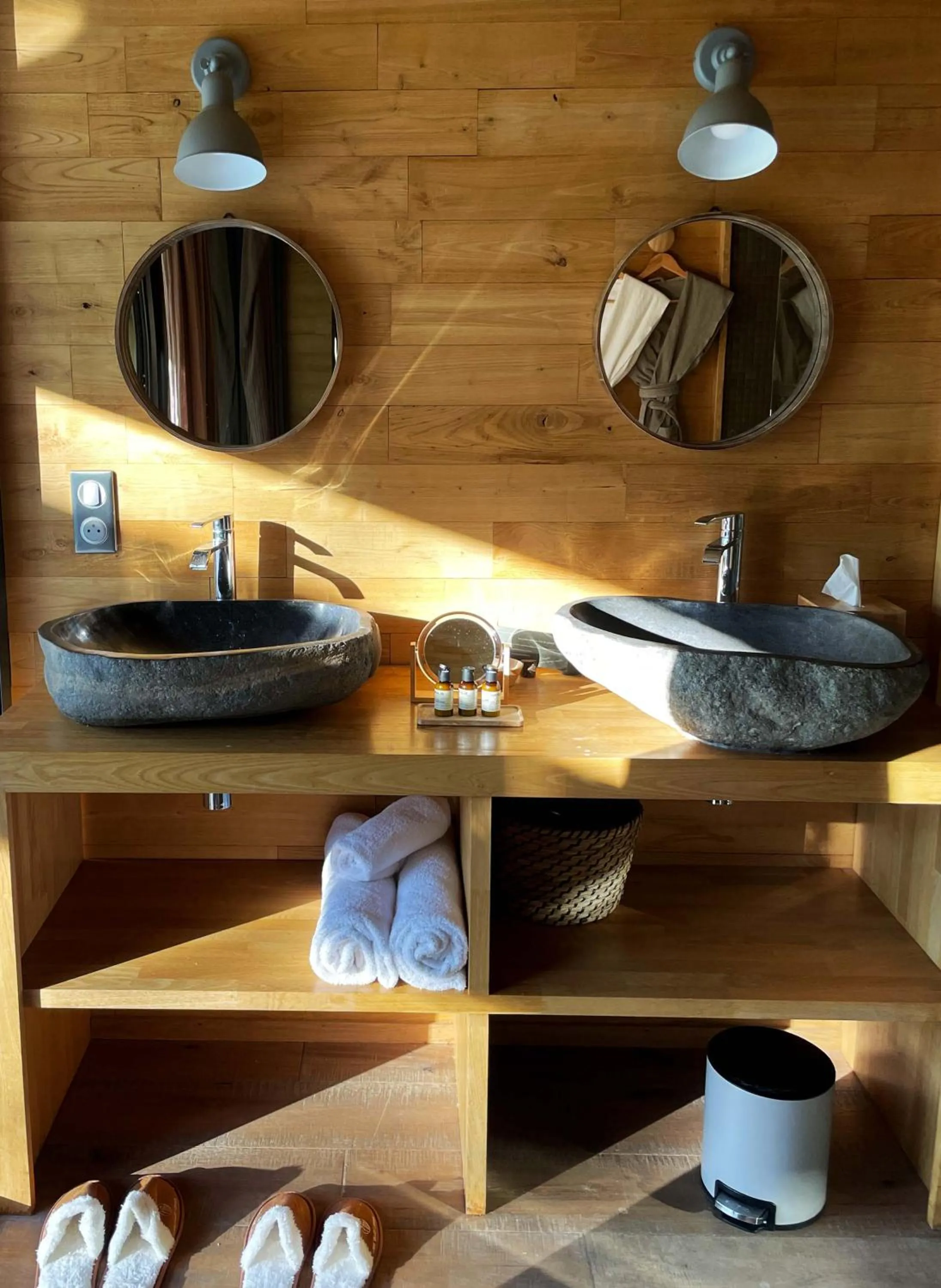 Bathroom in Loire Valley Lodges - Hotel