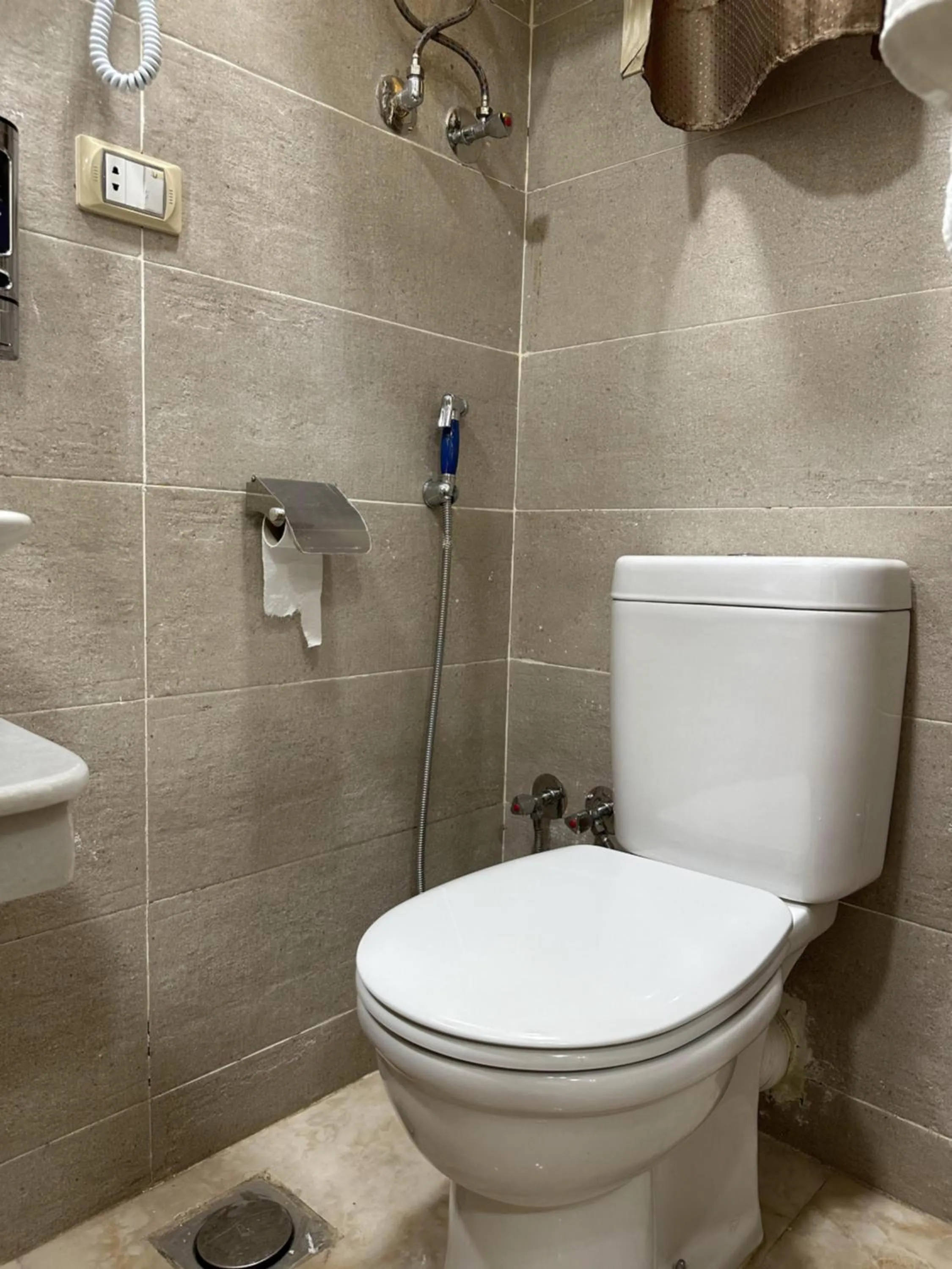 Toilet in Pyramids Gardens Hotel