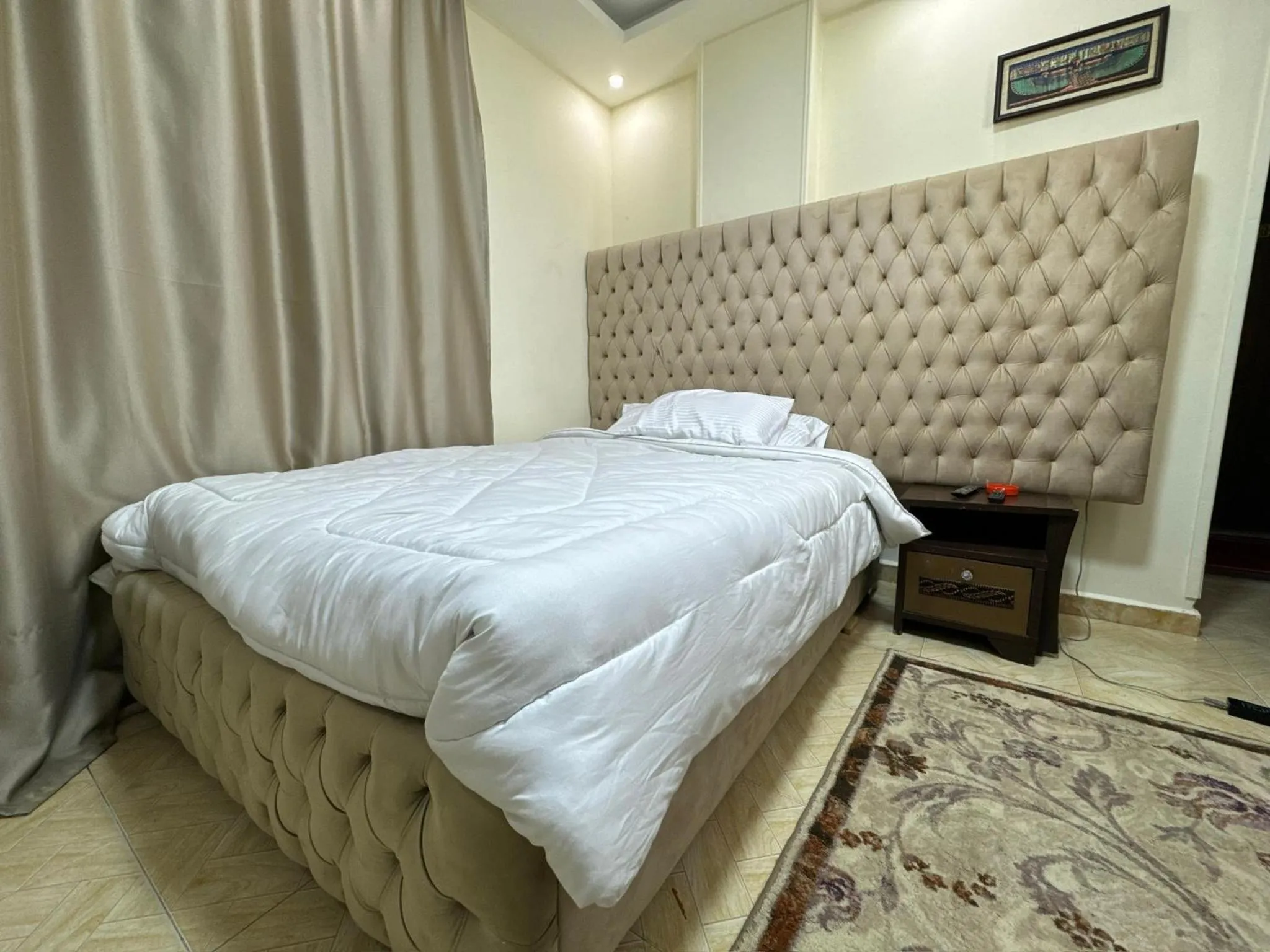 Bed in Pyramids Gardens Hotel