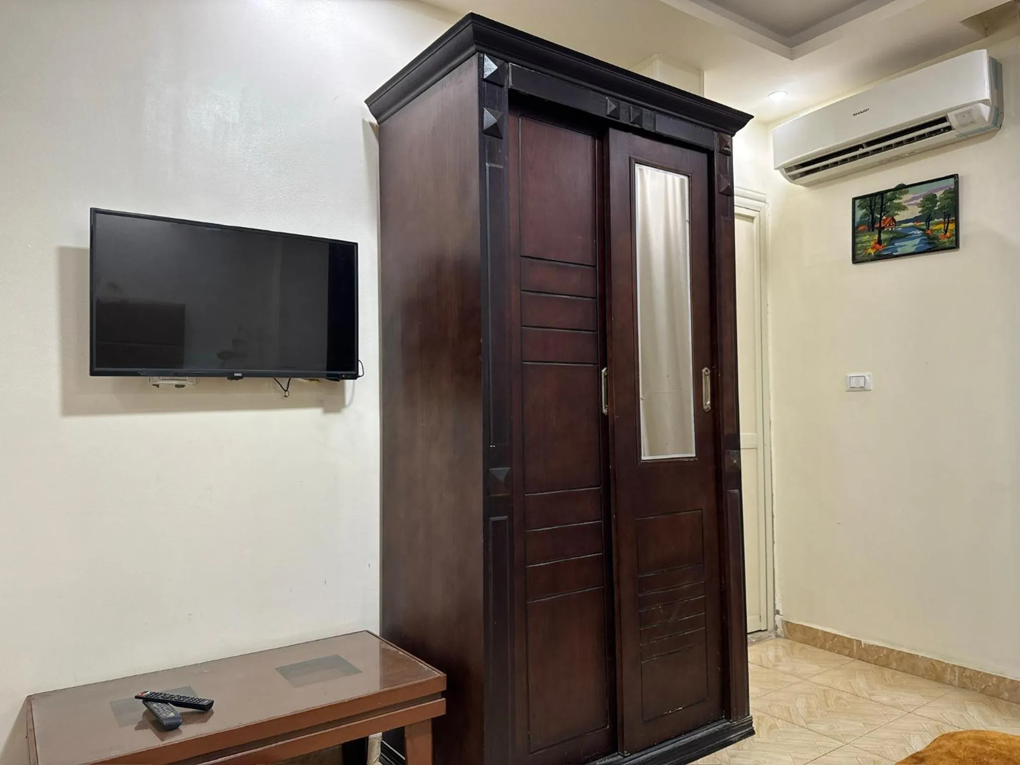 TV and multimedia in Pyramids Gardens Hotel