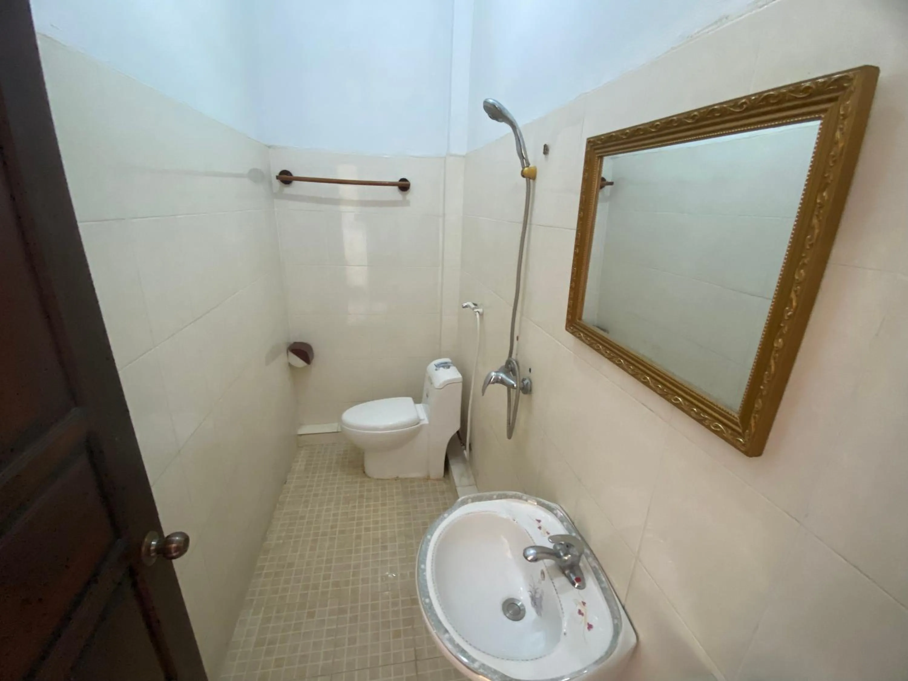 Bathroom in A Tee Guesthouse