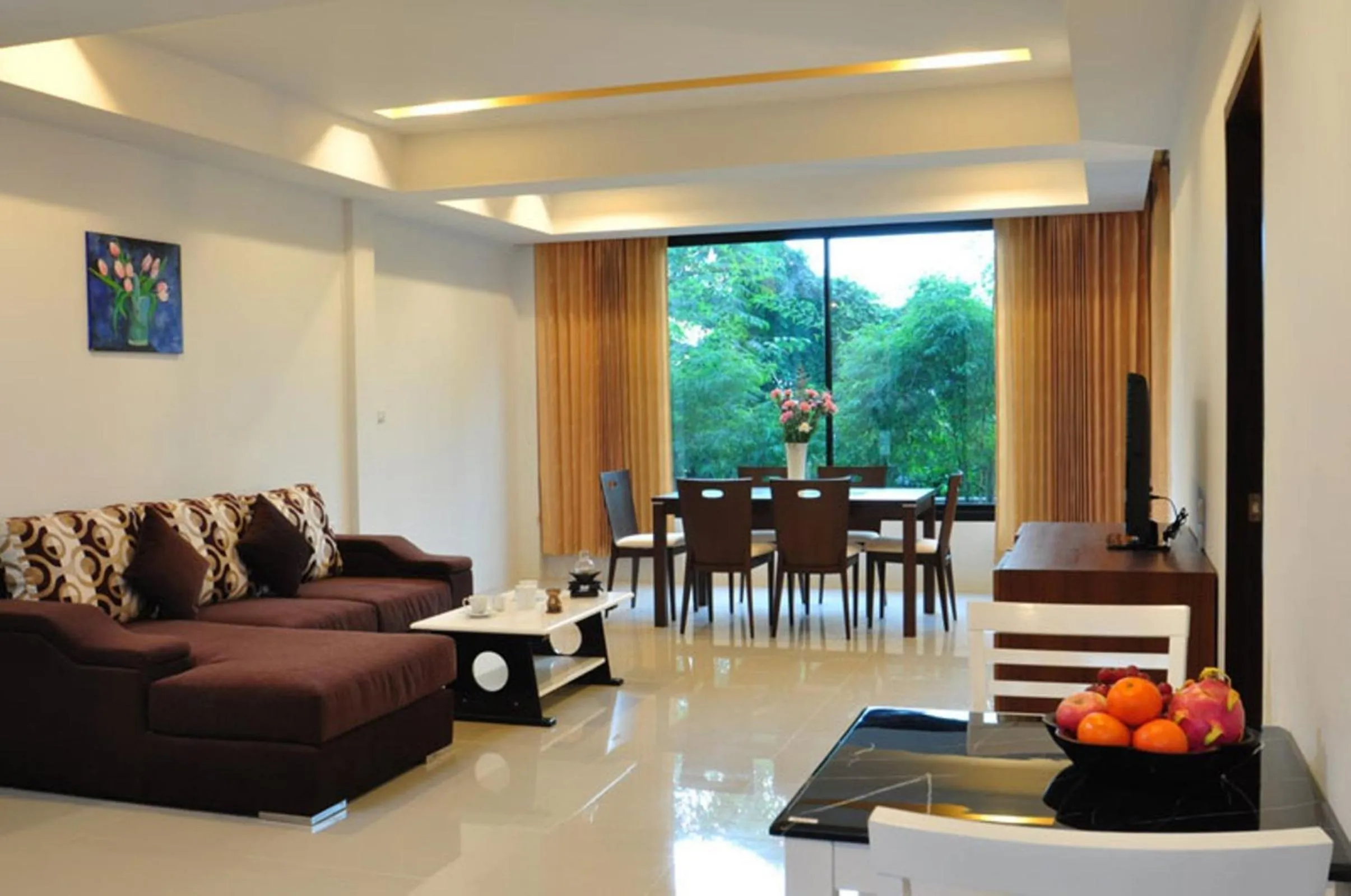 Living room in Samui Honey Suite