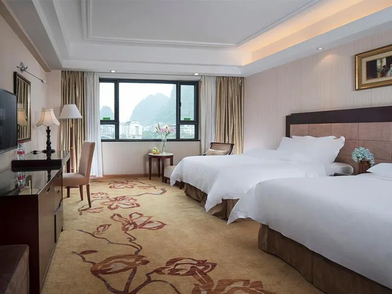 Vienna International Hotel Yangshuo West Street