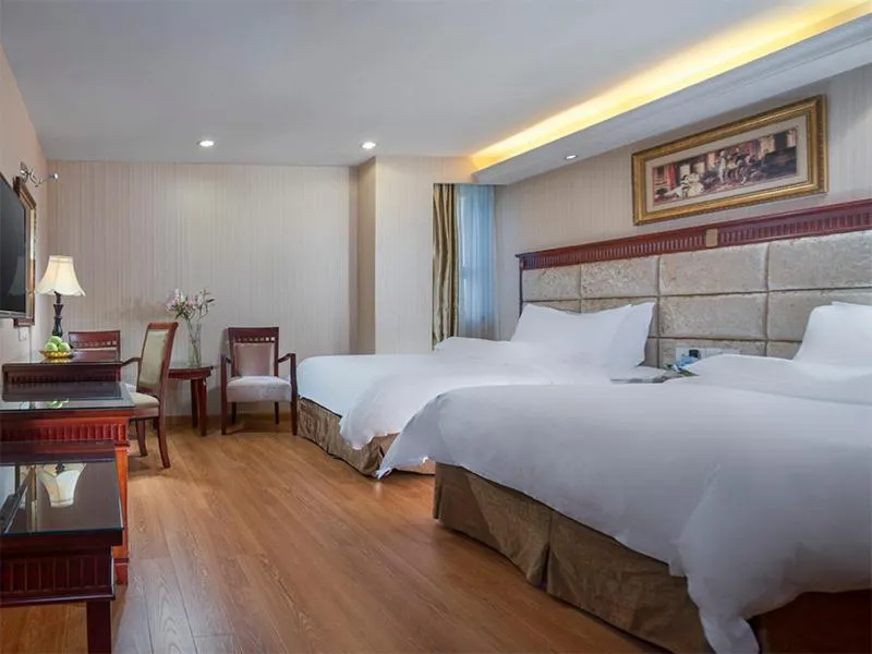 Vienna International Hotel Yangshuo West Street