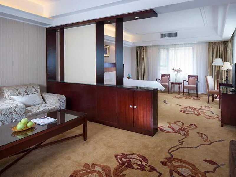 Vienna International Hotel Yangshuo West Street