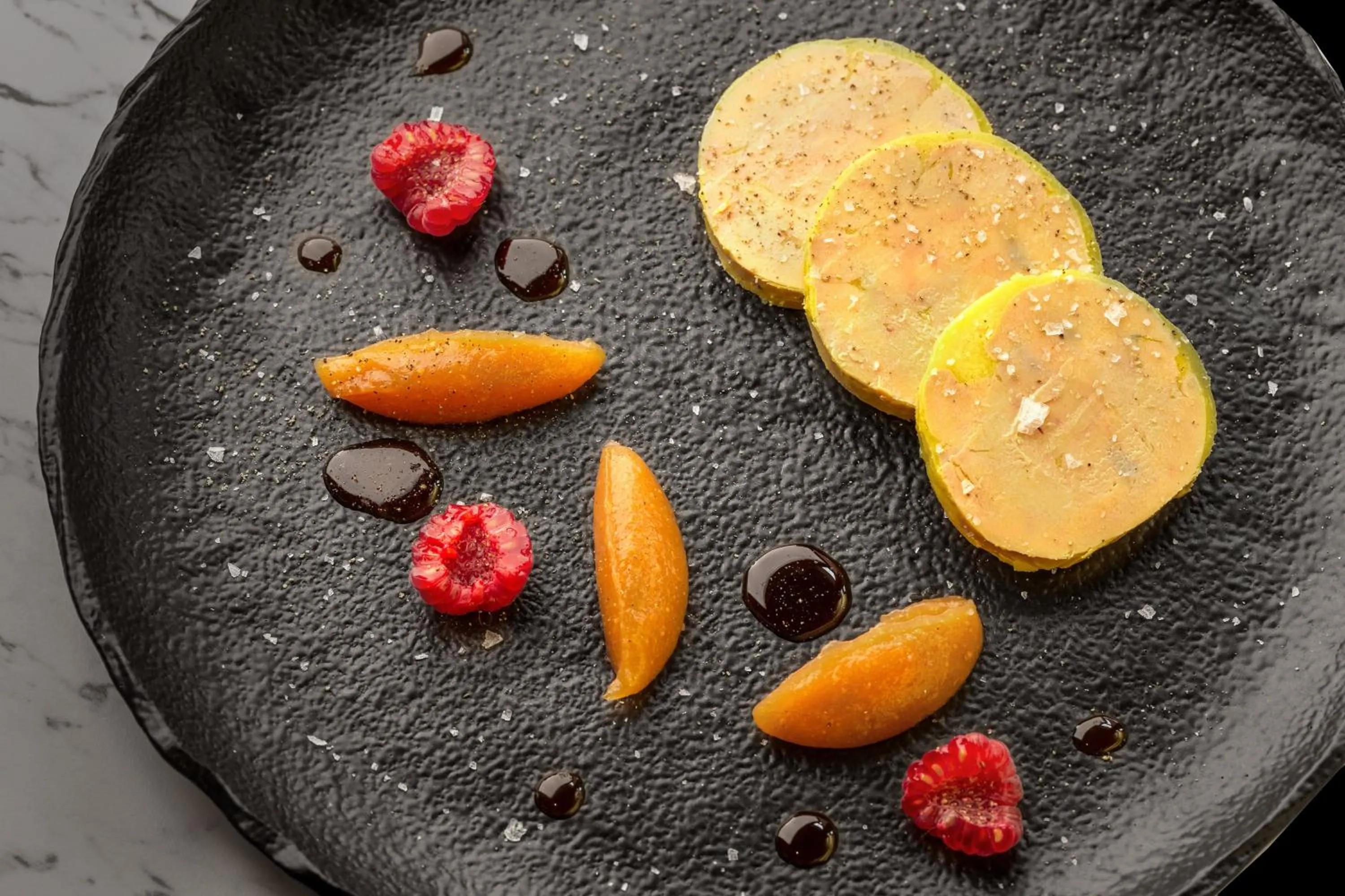 Restaurant/places to eat in Logis Hôtel Parenthèse, Restaurant & Spa