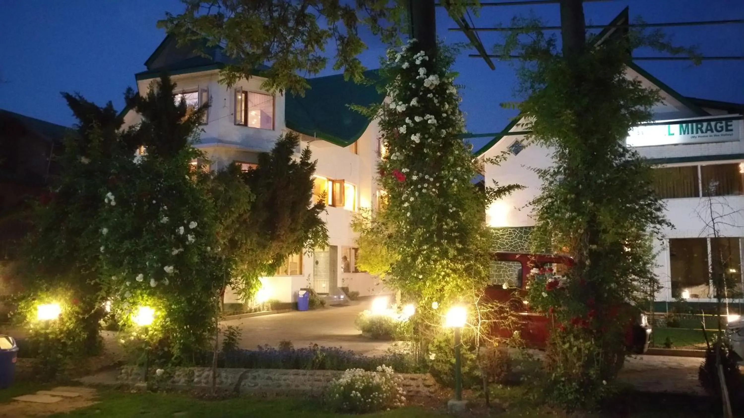 Natural landscape in Hotel Mirage