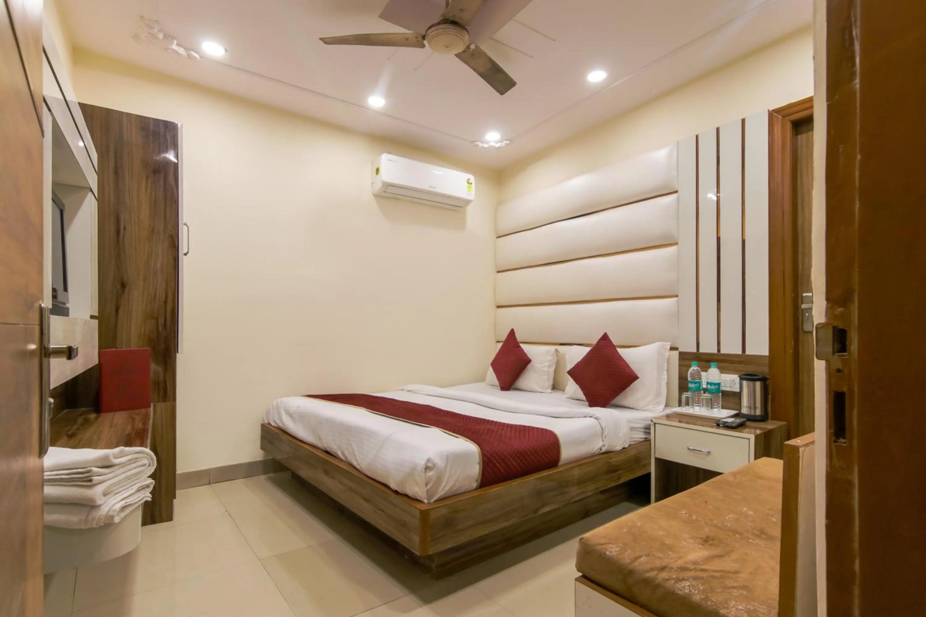 Bed in Hotel Star Palace