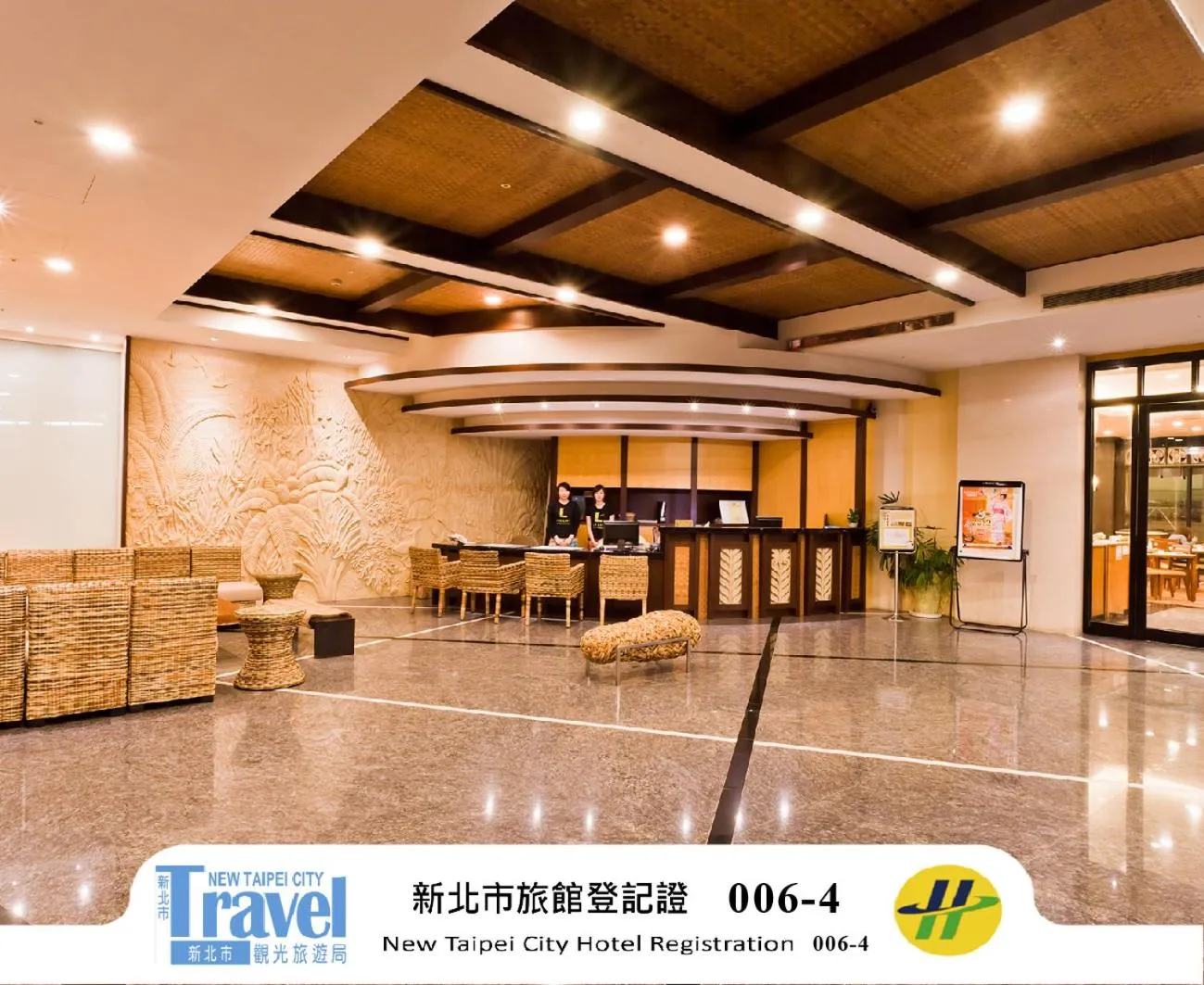 The Loft Seaside Suites