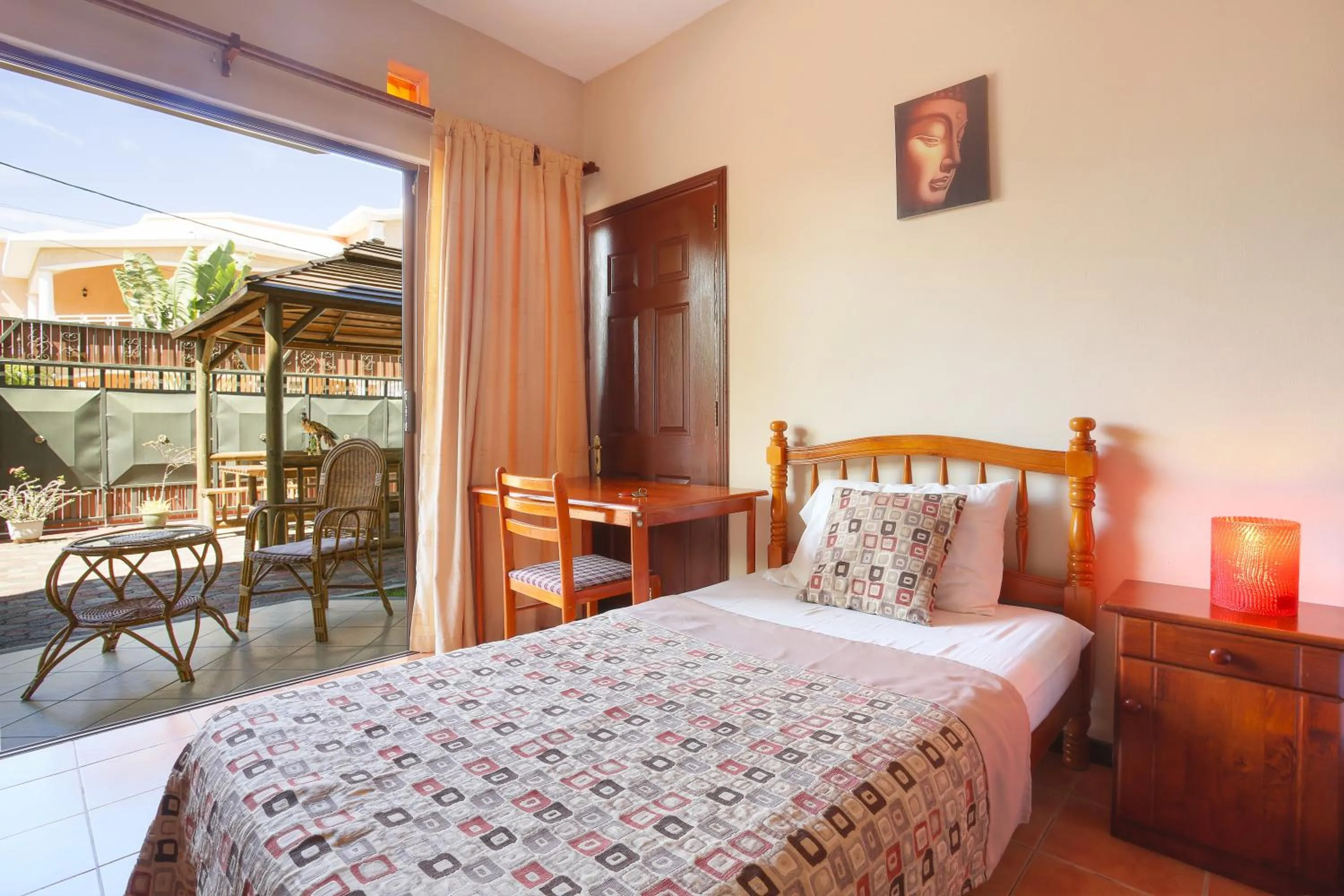 Balcony/Terrace, Bed in L'Oiseau de L'Ocean Tourist Residence