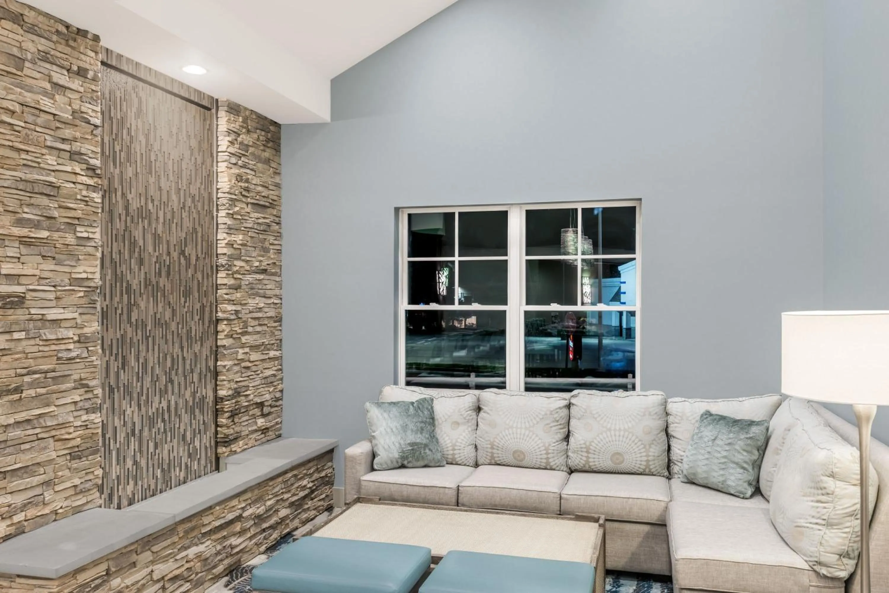 Howard Johnson by Wyndham Middletown Newport Area