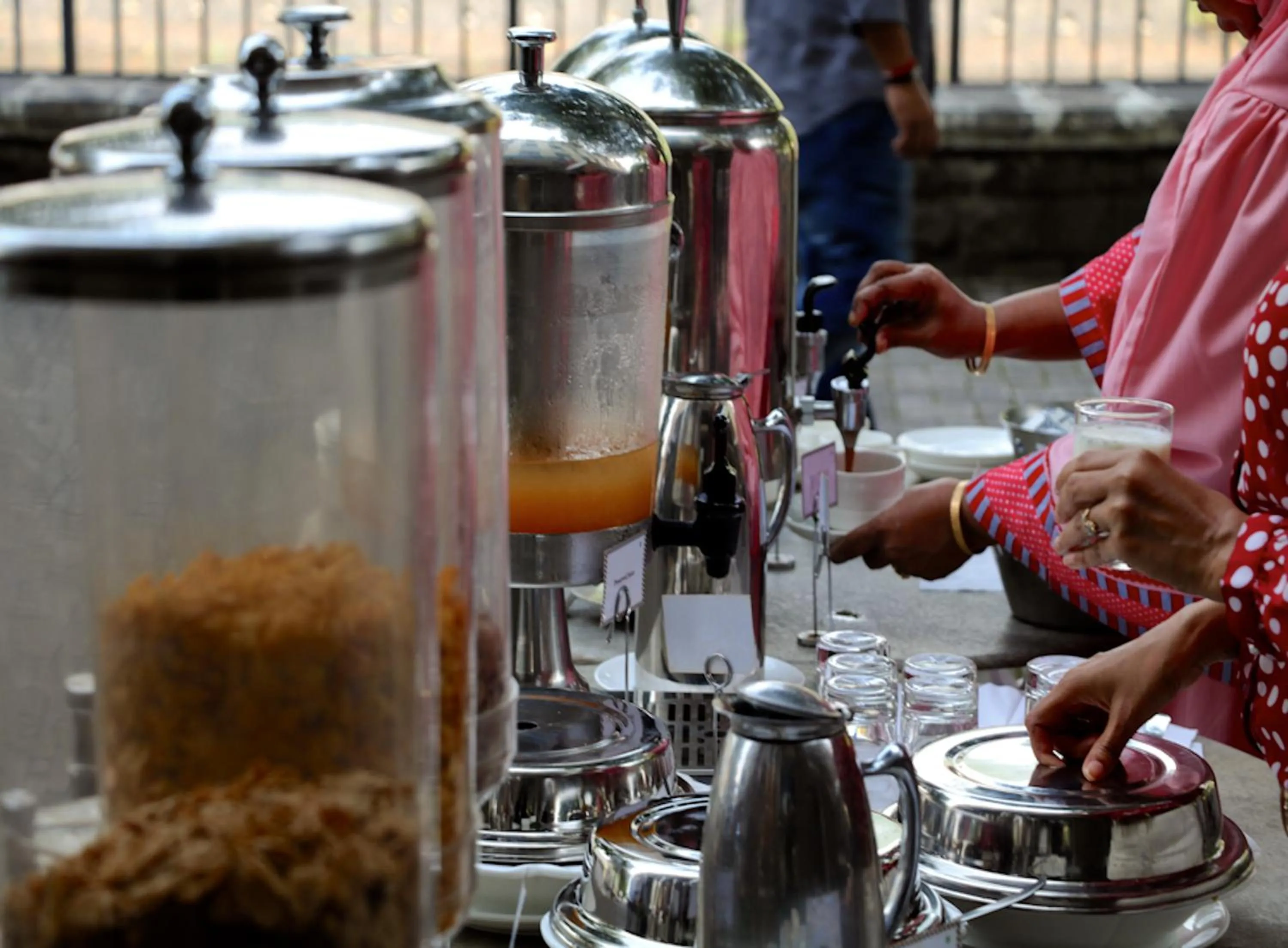 Breakfast in The Waterfront Shaw Lavasa