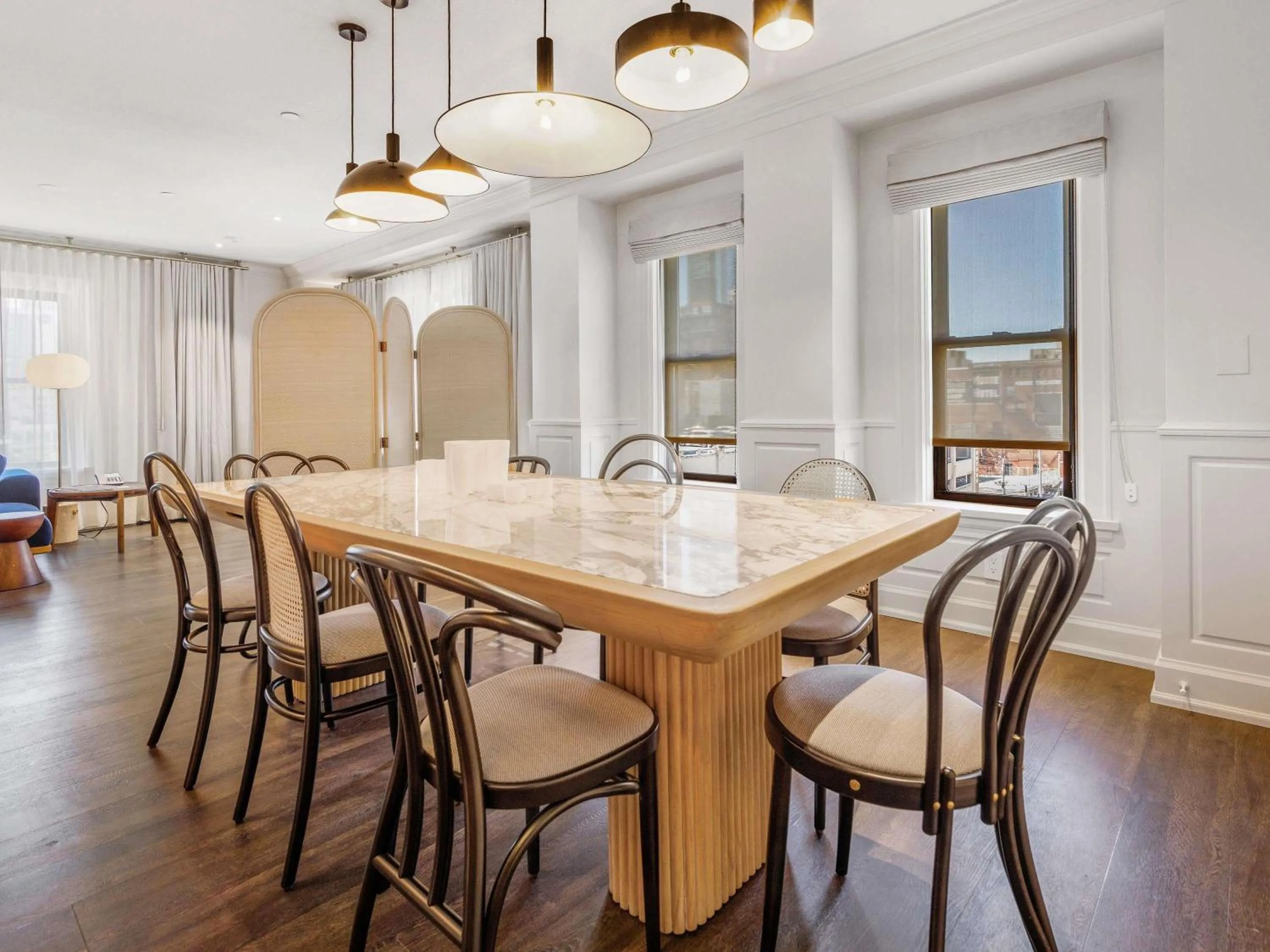 Photo of the whole room in Ändra Hotel Seattle - MGallery Collection