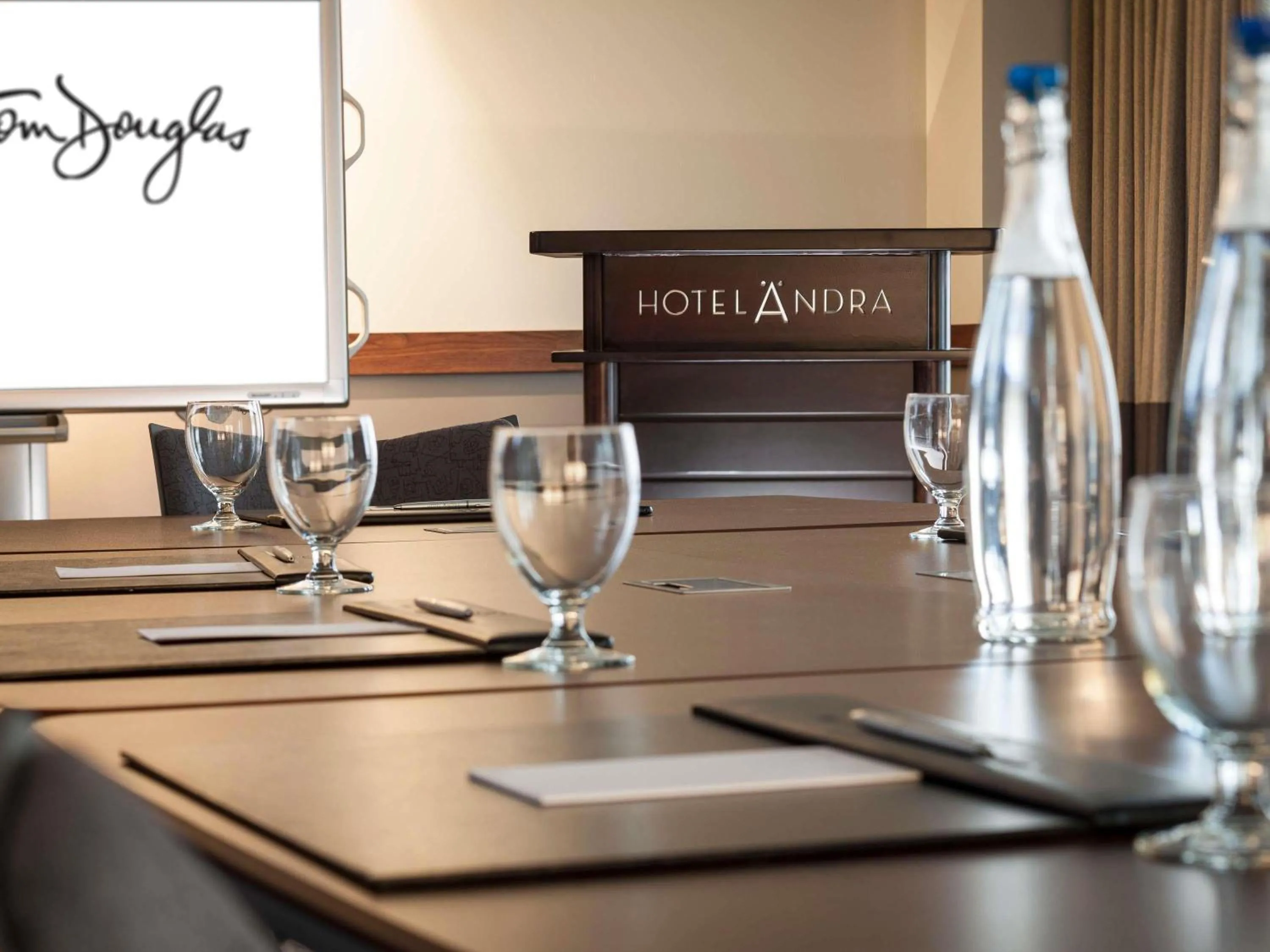 Meeting/conference room in Ändra Hotel Seattle - MGallery Collection