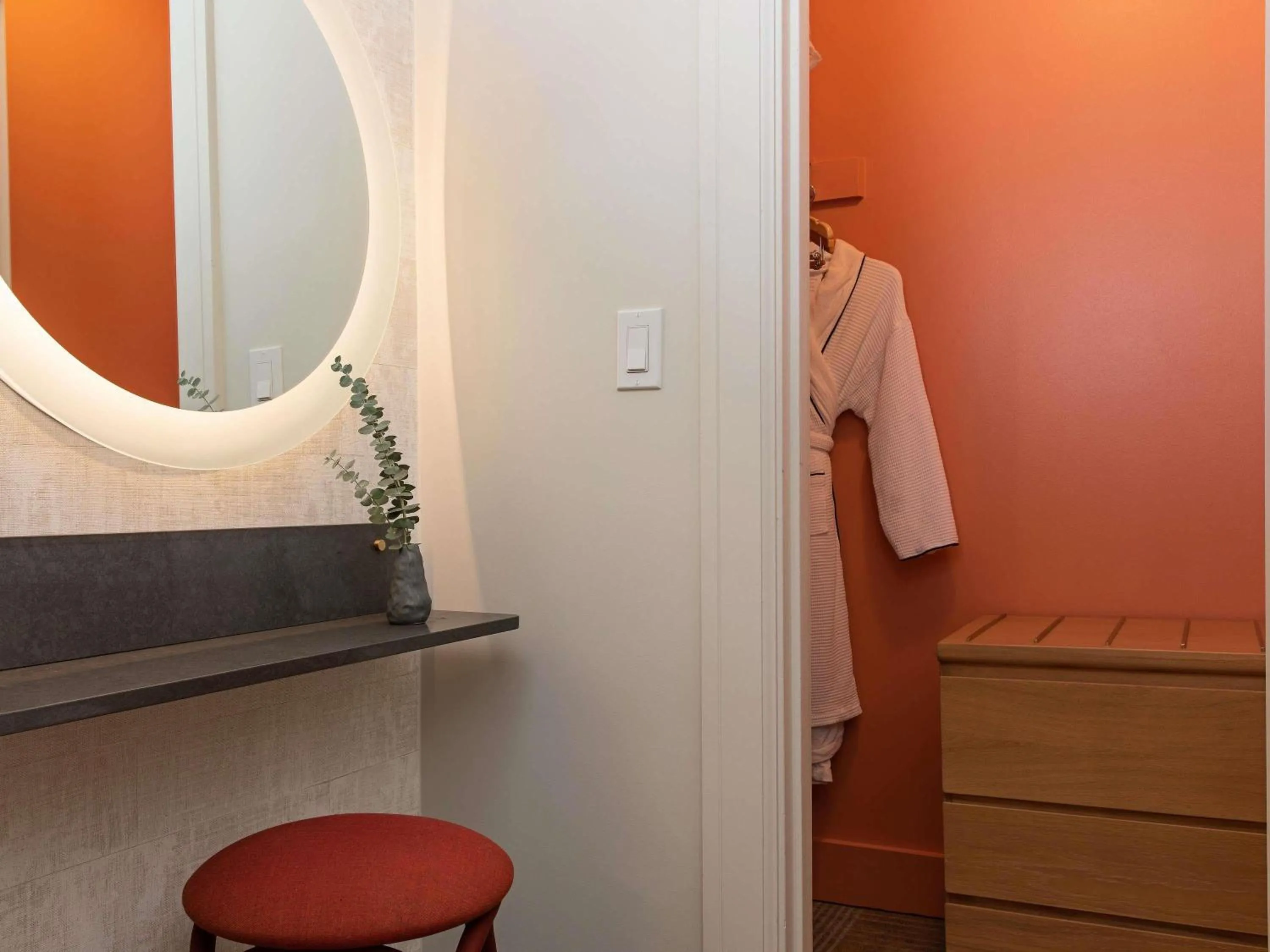 Bedroom in Ändra Hotel Seattle - MGallery Collection