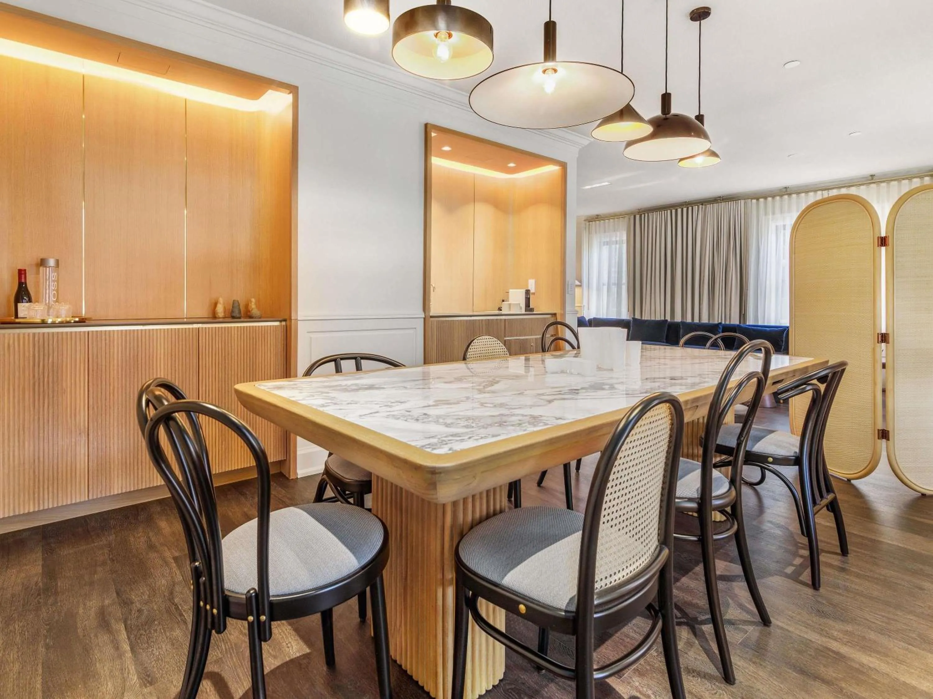 Bedroom in Ändra Hotel Seattle - MGallery Collection