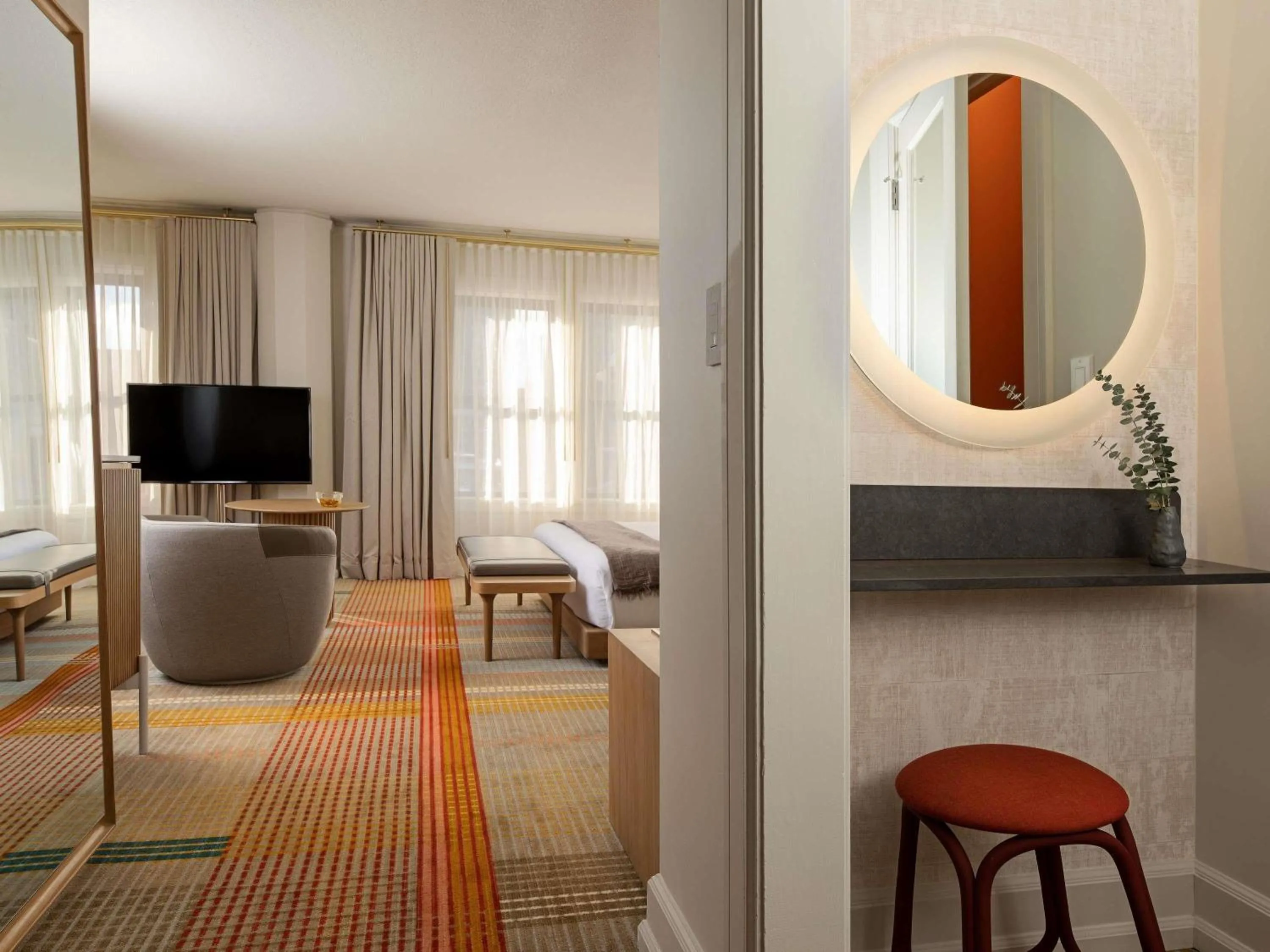 Bedroom, Bed in Ändra Hotel Seattle - MGallery Collection