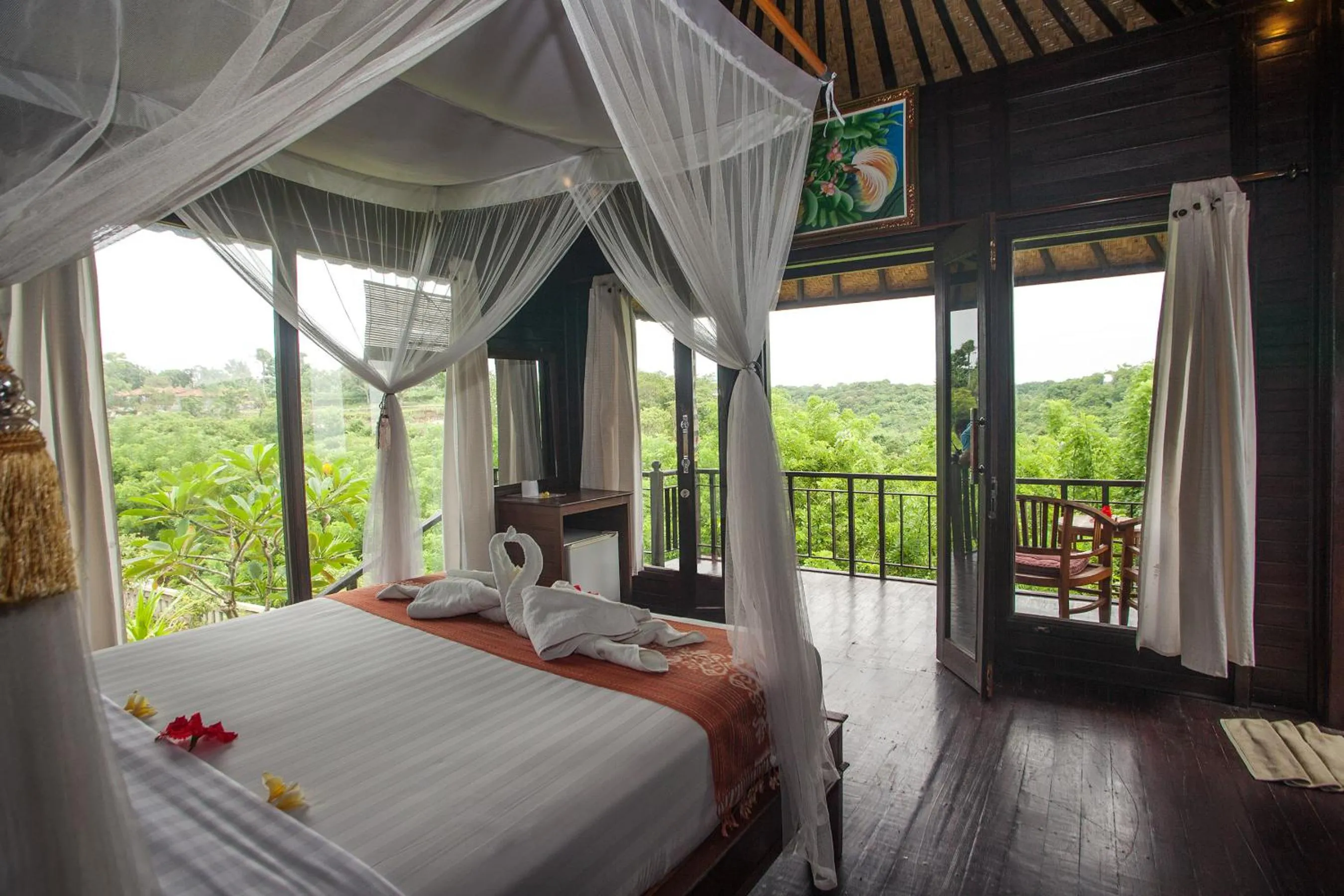 View (from property/room), Bed in Poh Manis Lembongan