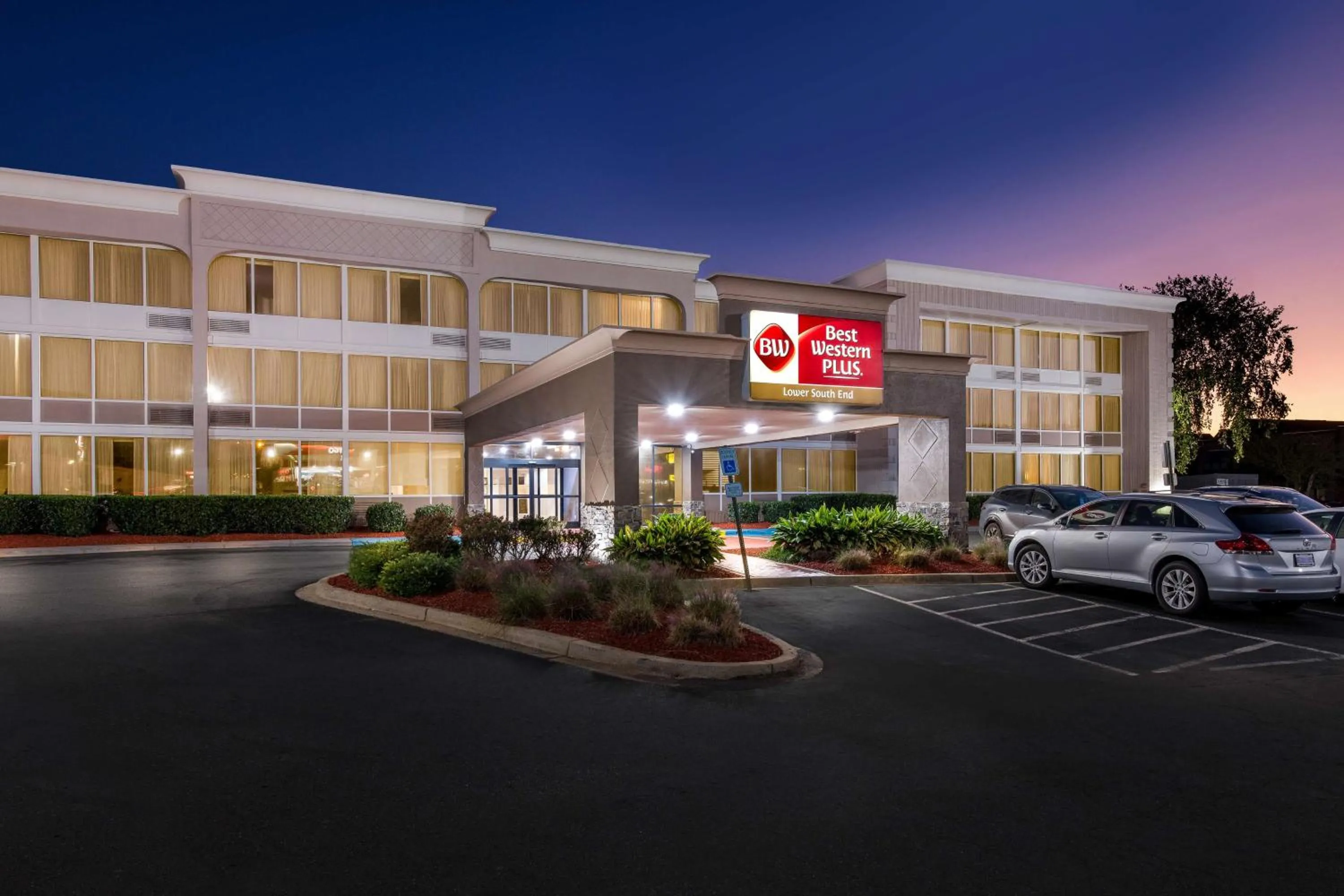 Property building in Best Western Plus Lower South End