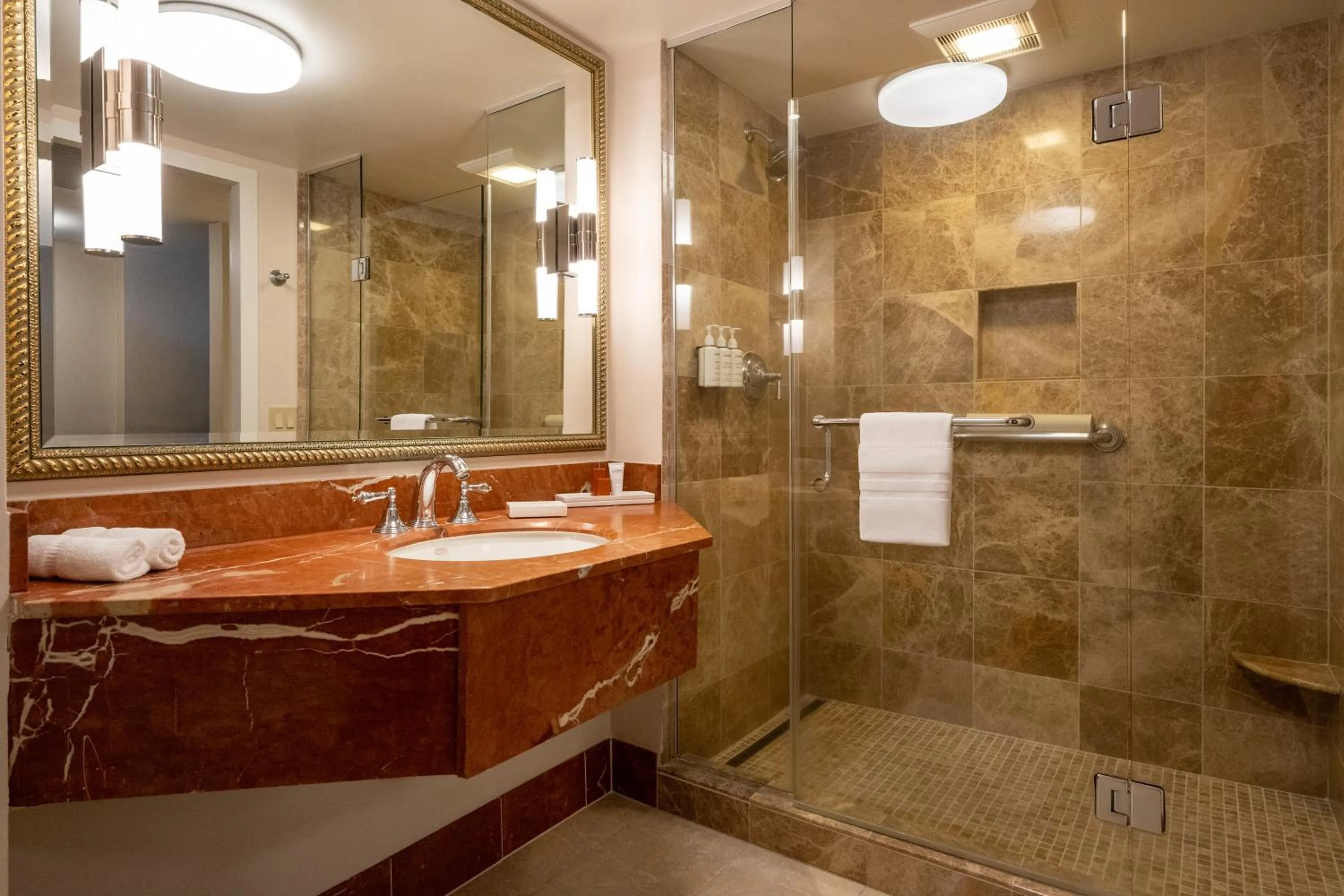 Bathroom in Monterey Plaza Hotel & Spa