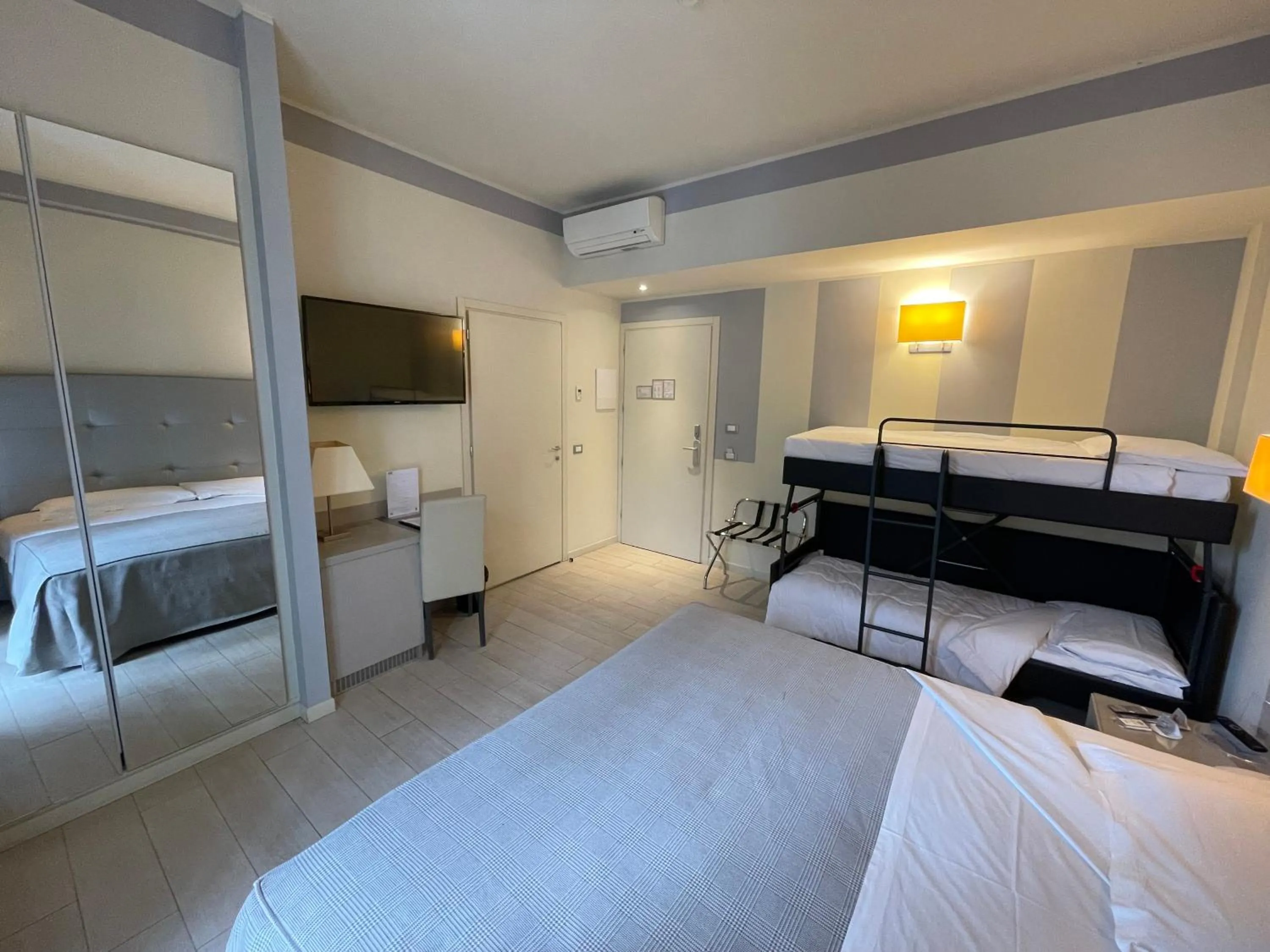 Photo of the whole room, Bed in Boutique Hotel Calzavecchio