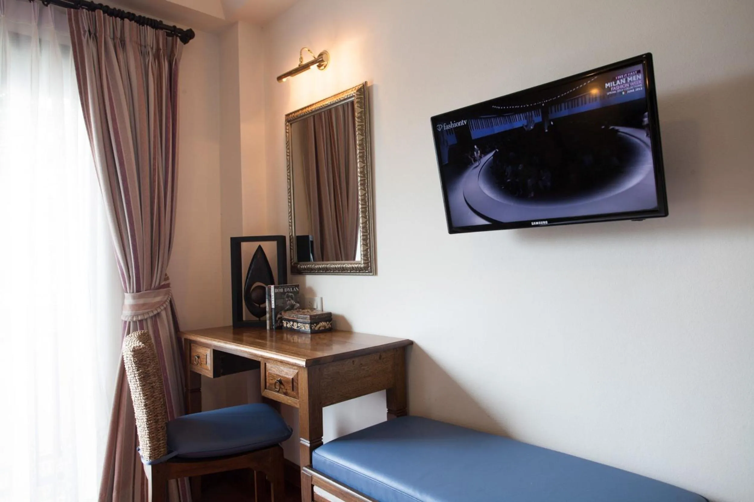 TV and multimedia, Bed in La Pillow 8