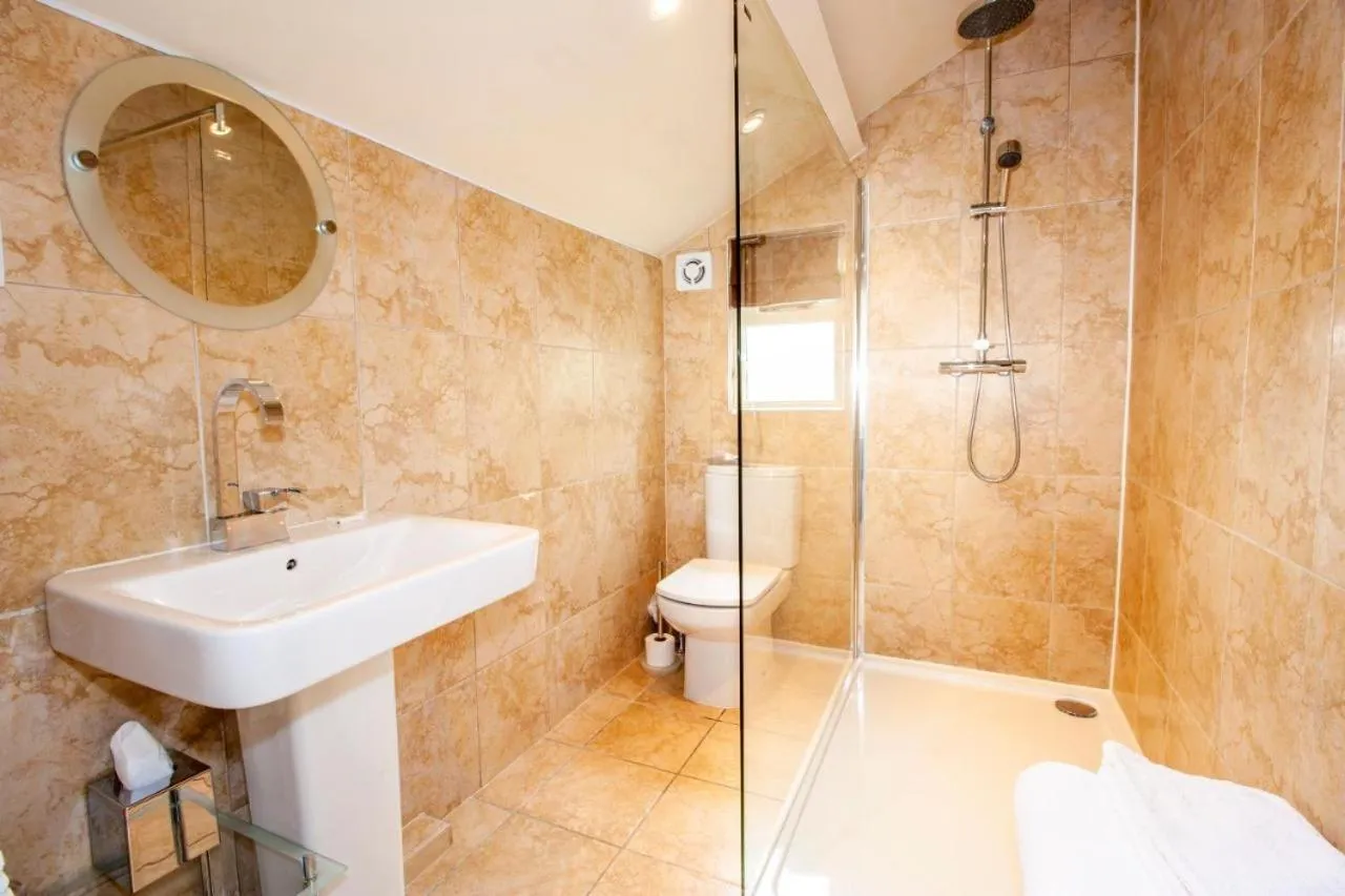 Bedroom in The Tankerville Arms