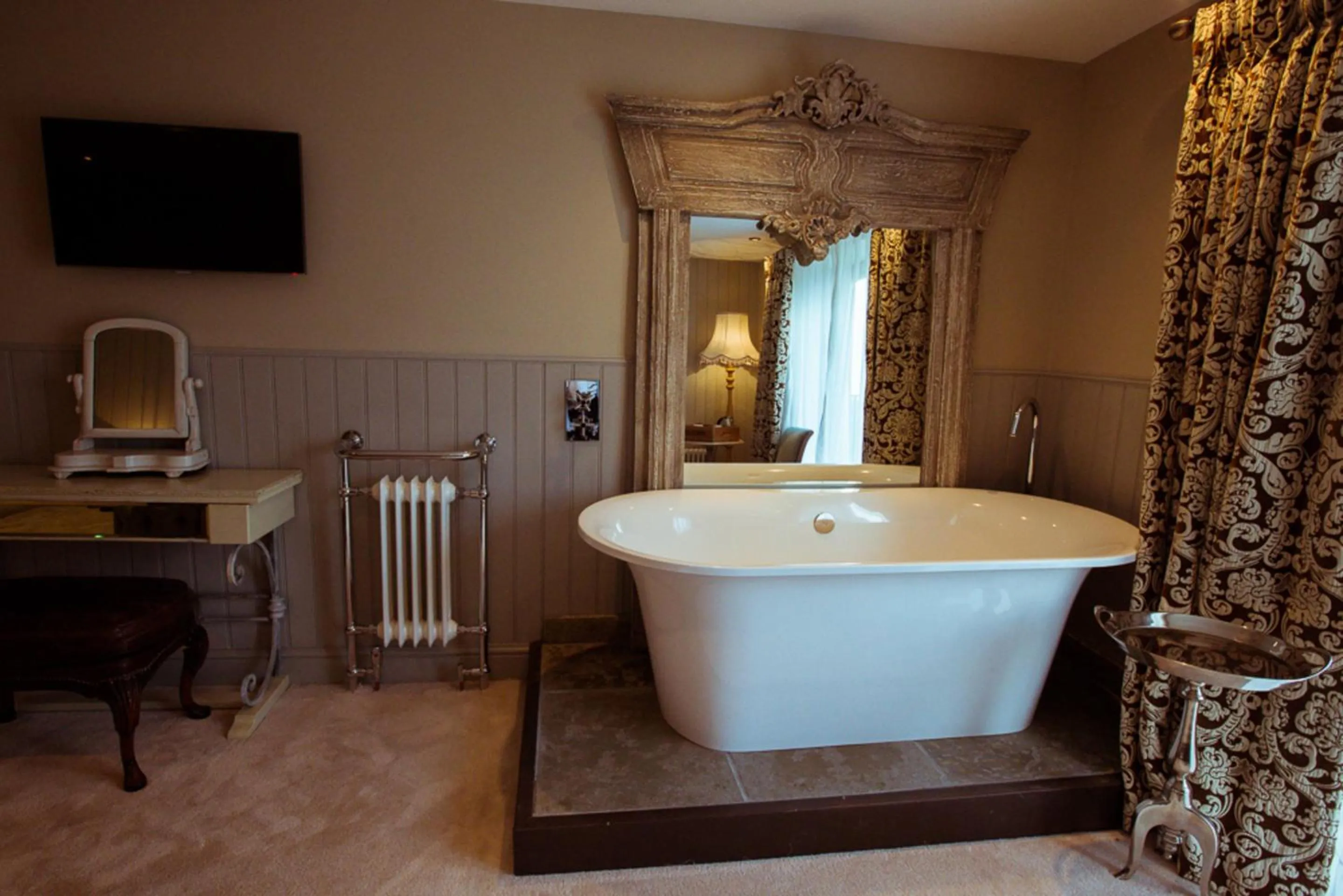 Bathroom in The Joiners Arms