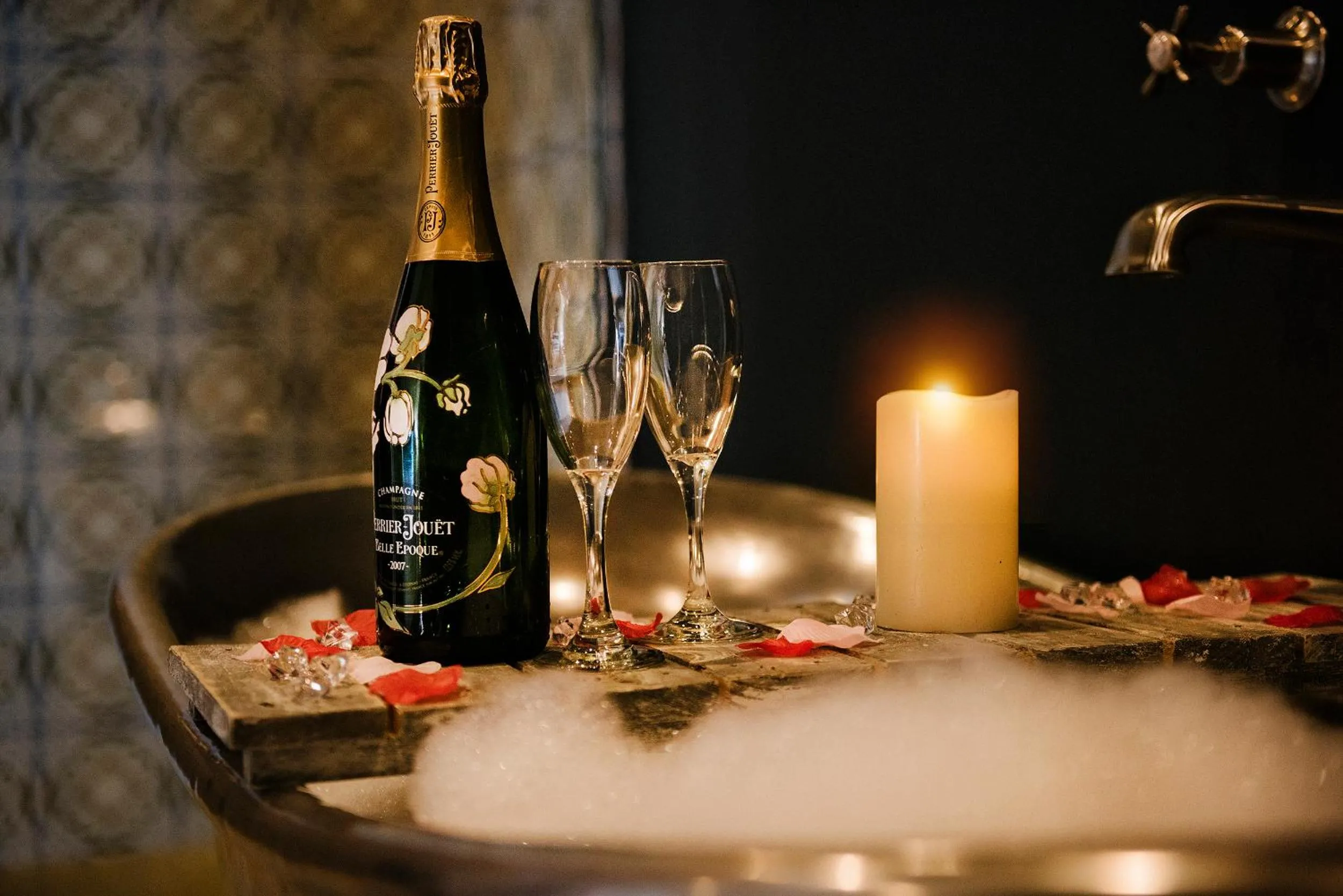 Food and drinks in The Joiners Arms