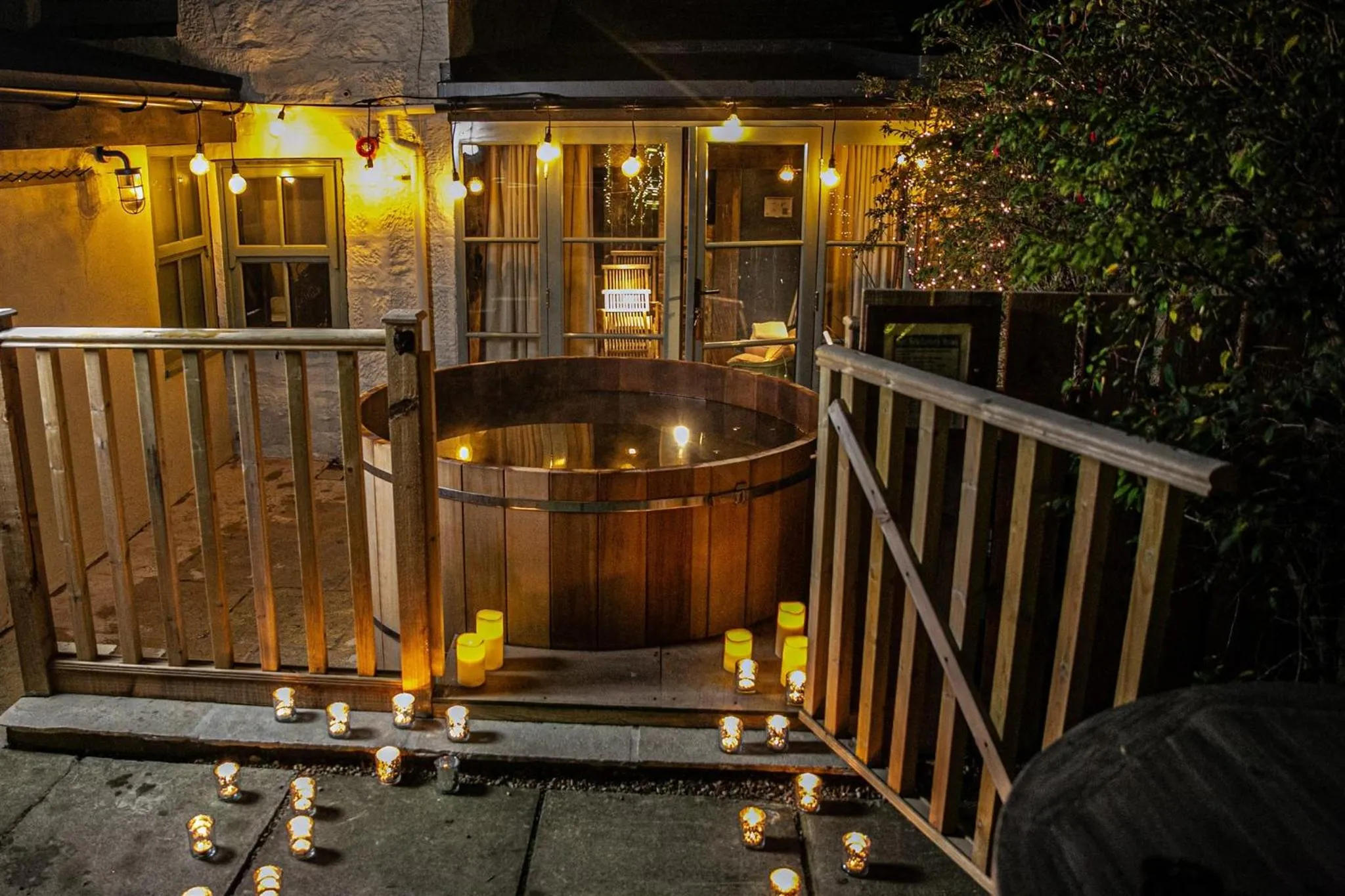 Hot Tub in The Joiners Arms