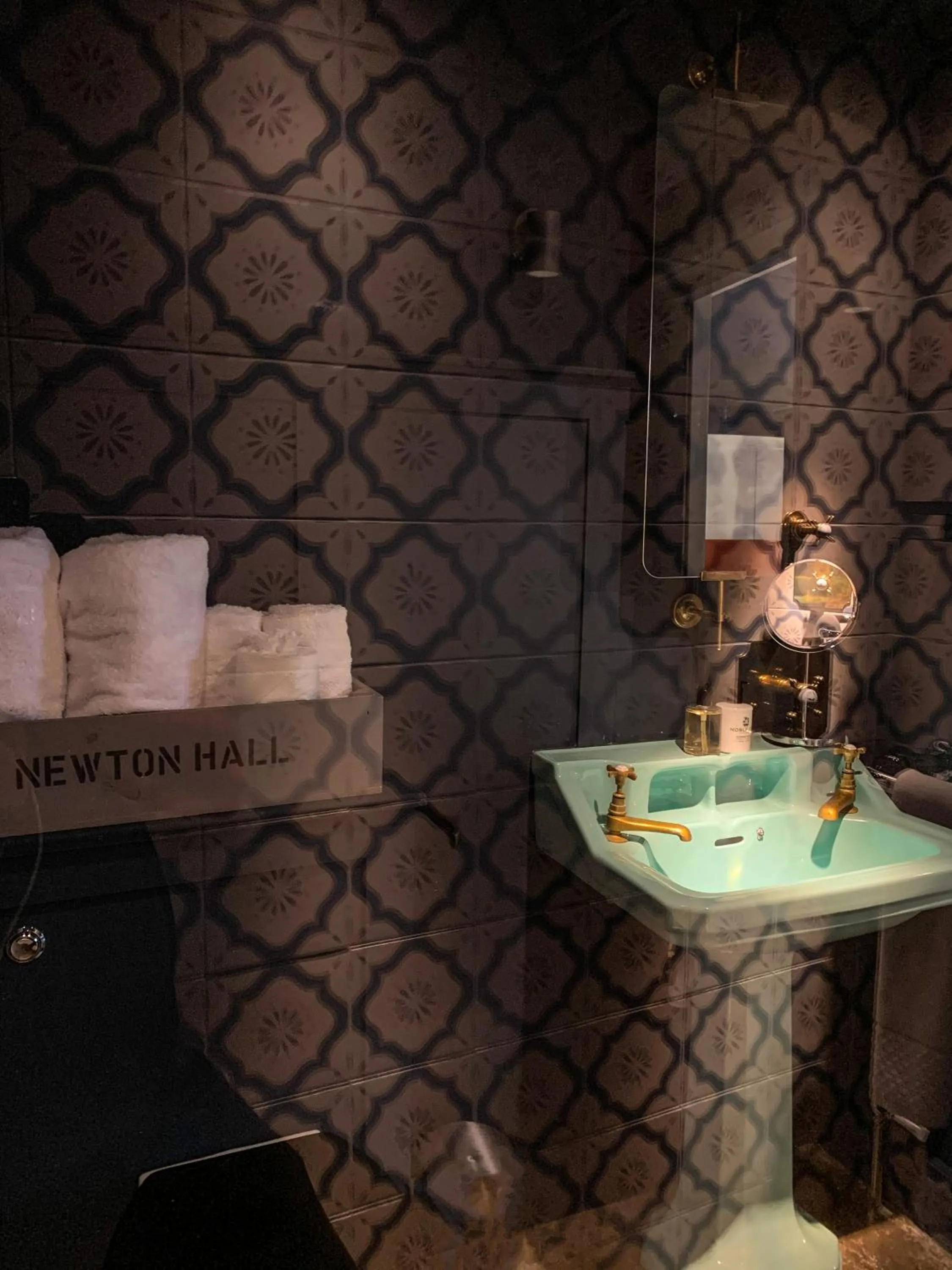 Bathroom in The Joiners Arms