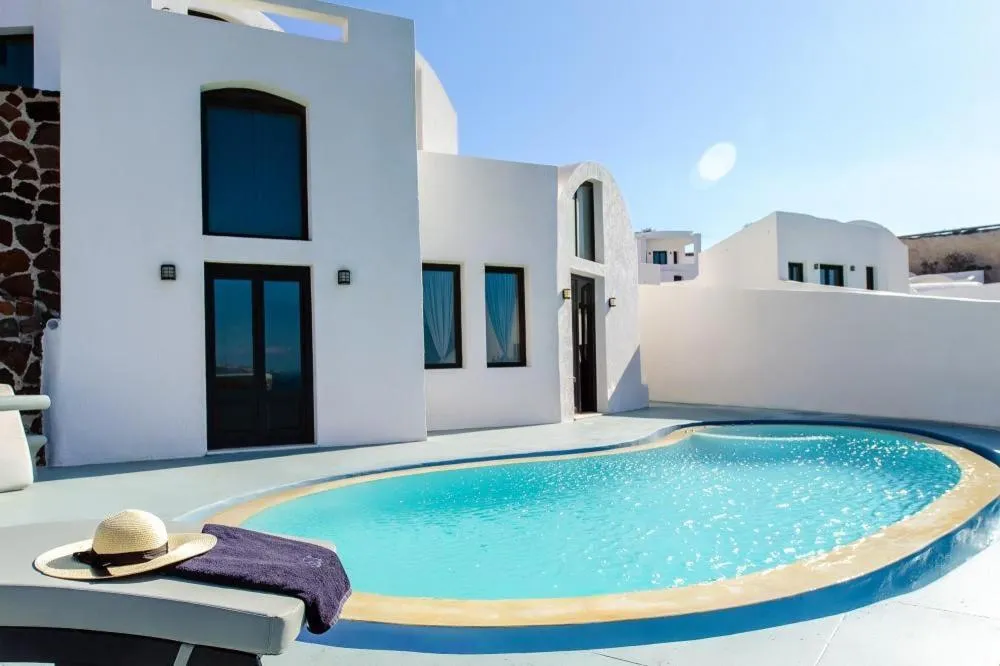 Swimming pool in Grand Ambassador Santorini Hotel