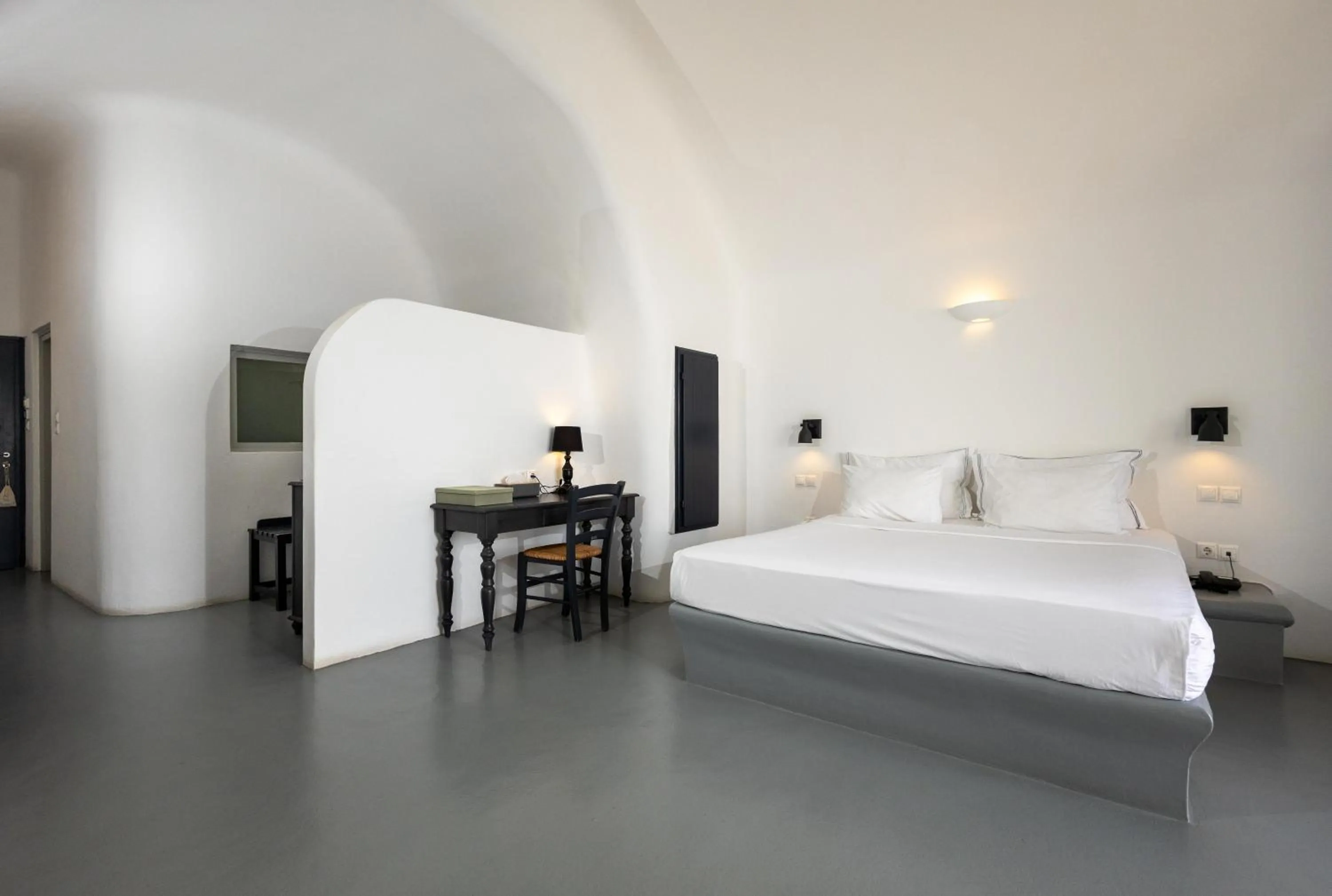 Photo of the whole room, Bed in Grand Ambassador Santorini Hotel