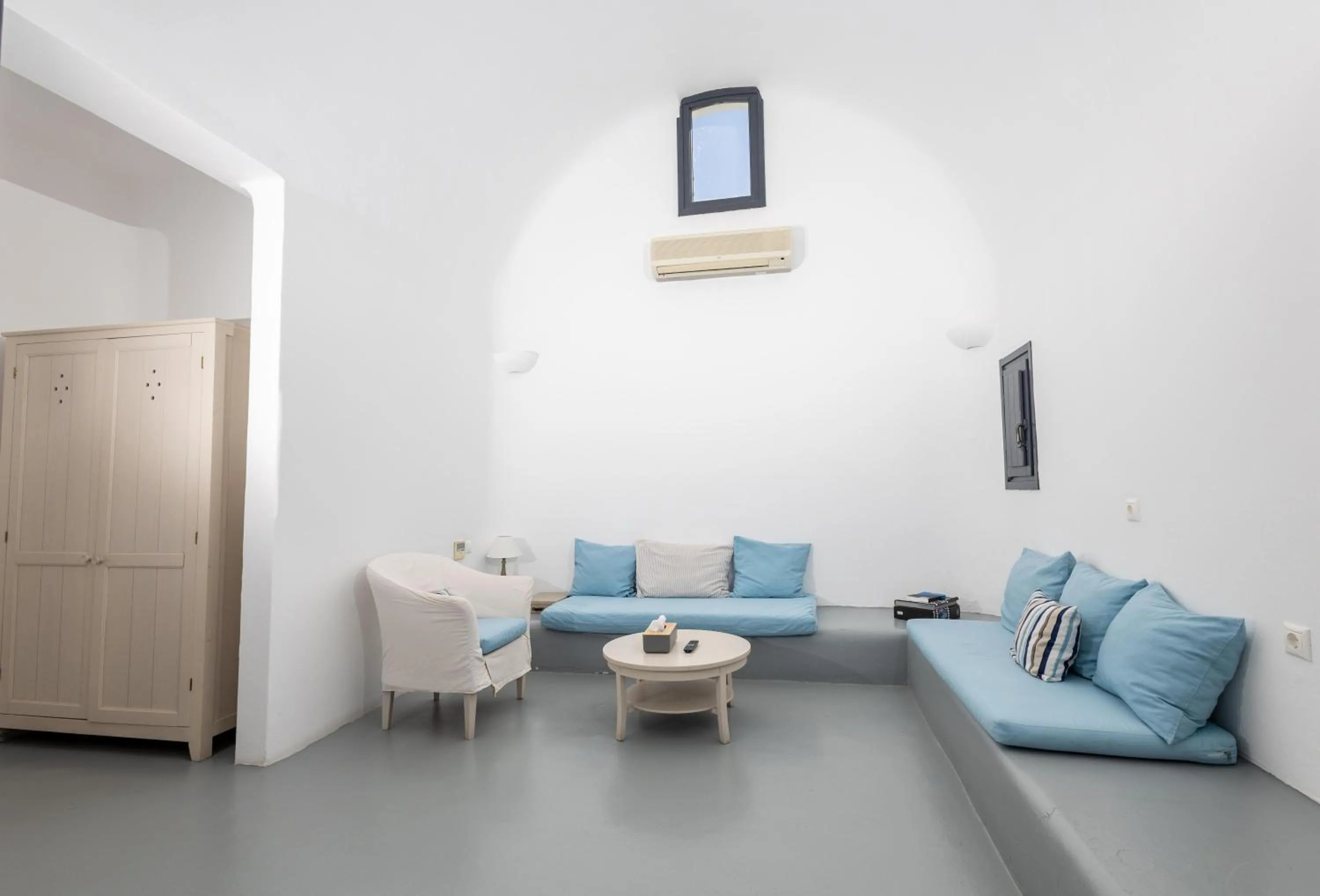 Photo of the whole room in Grand Ambassador Santorini Hotel