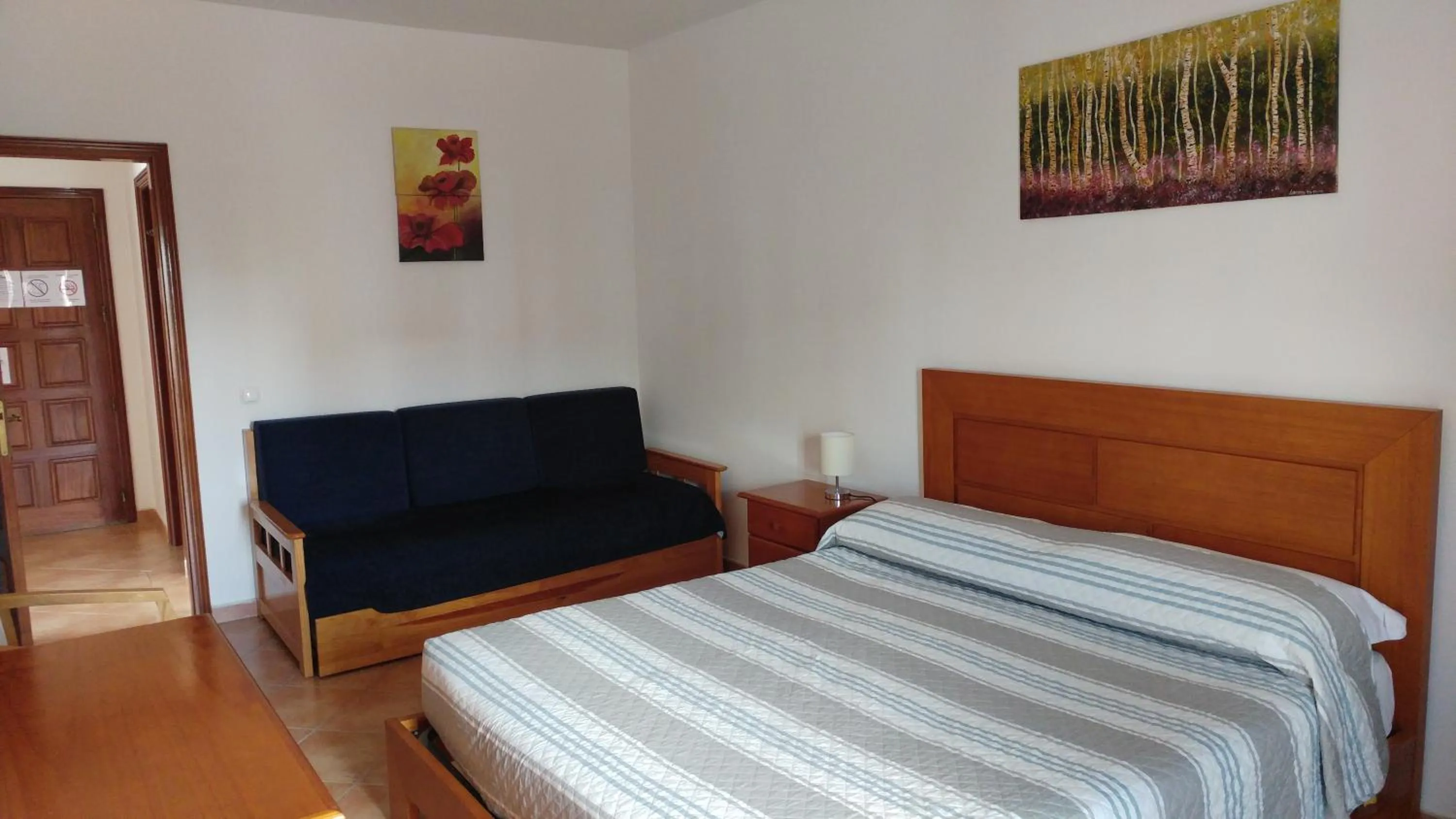 Bedroom, Bed in Castelos da Rocha