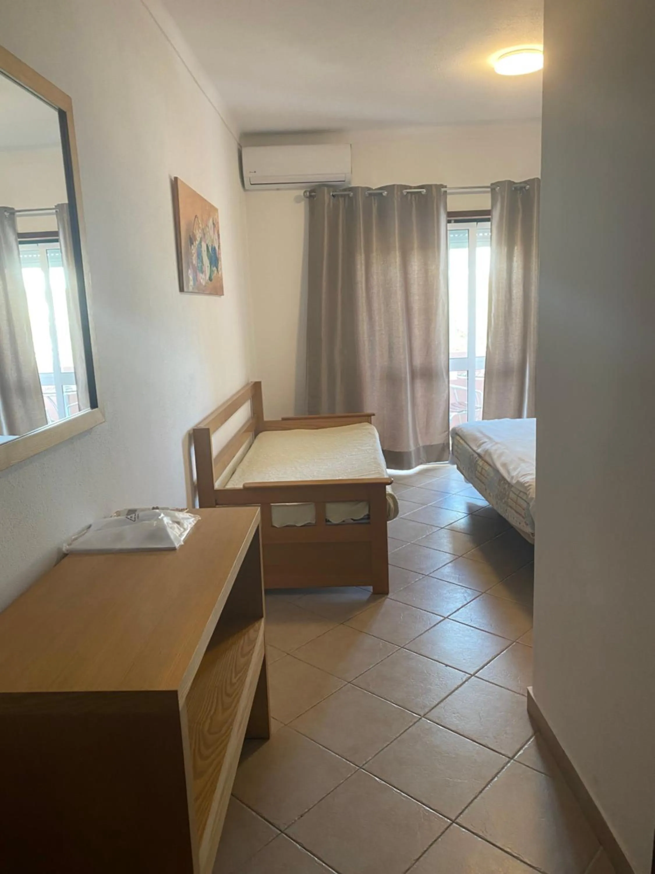 Bedroom, Bed in Castelos da Rocha