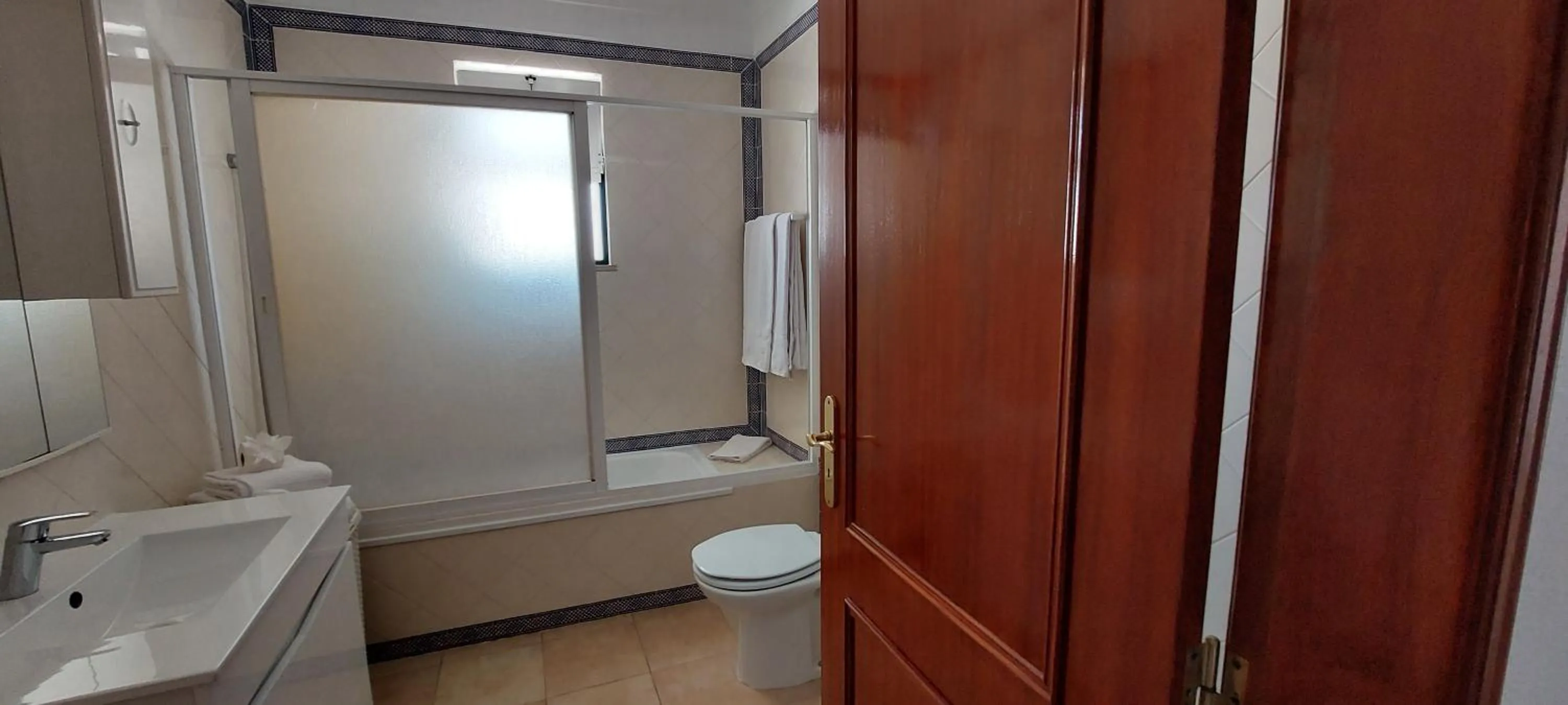 Bathroom in Castelos da Rocha