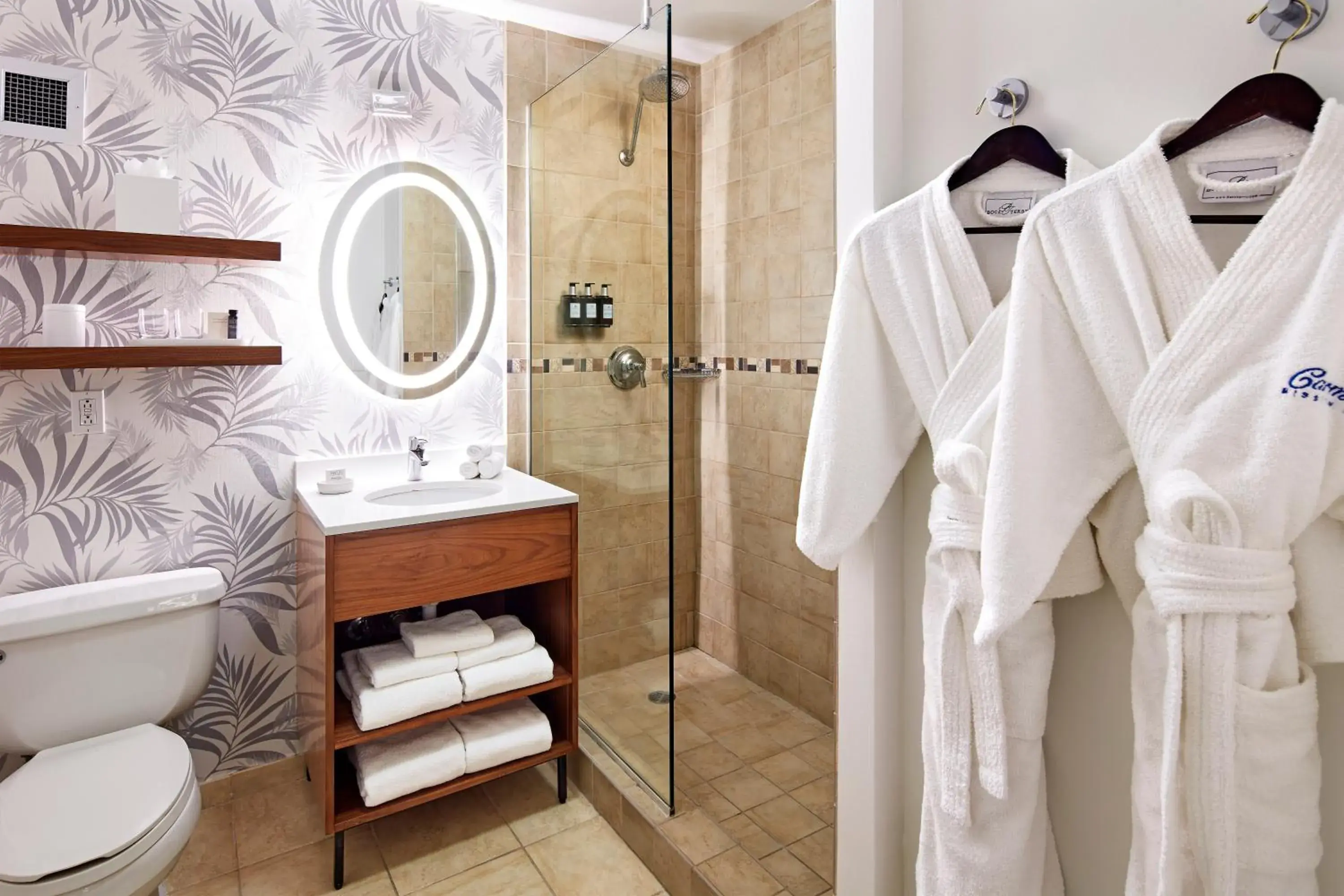 King Room with Balcony in Carmel Mission Inn King Room with Balcony in Carmel Mission Inn