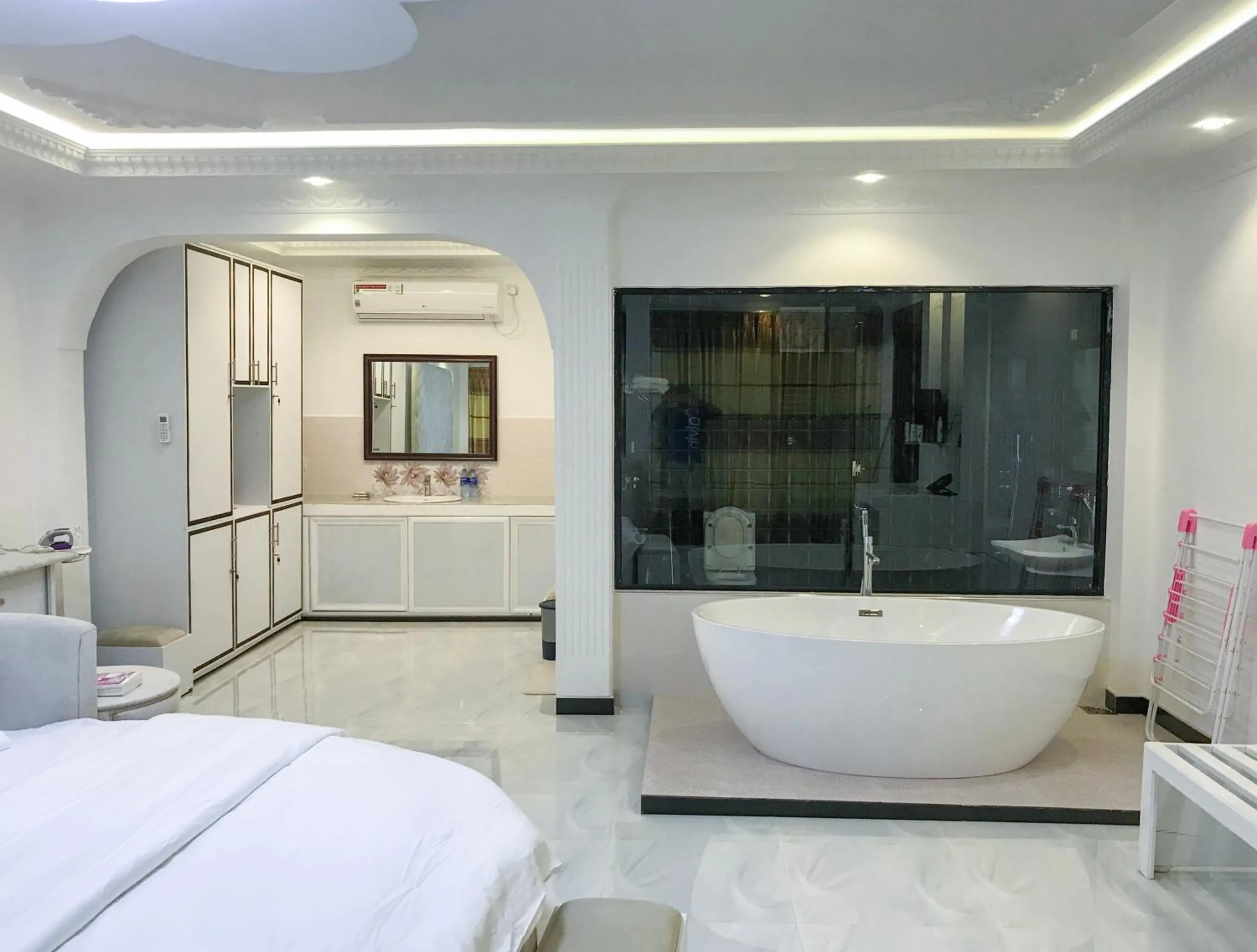 Bed in The Lion Kingdom Sigiriya