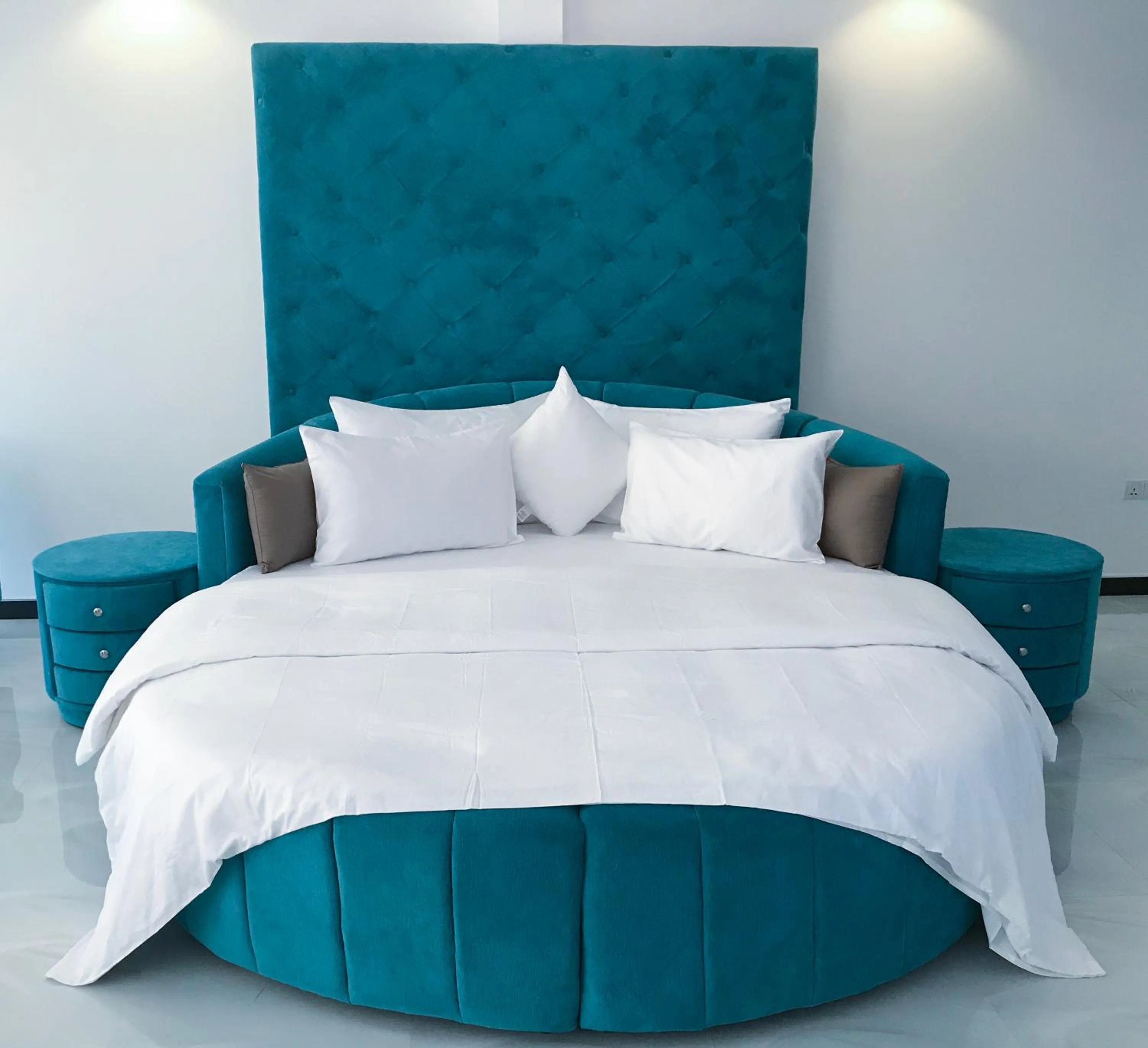 Bed in The Lion Kingdom Sigiriya