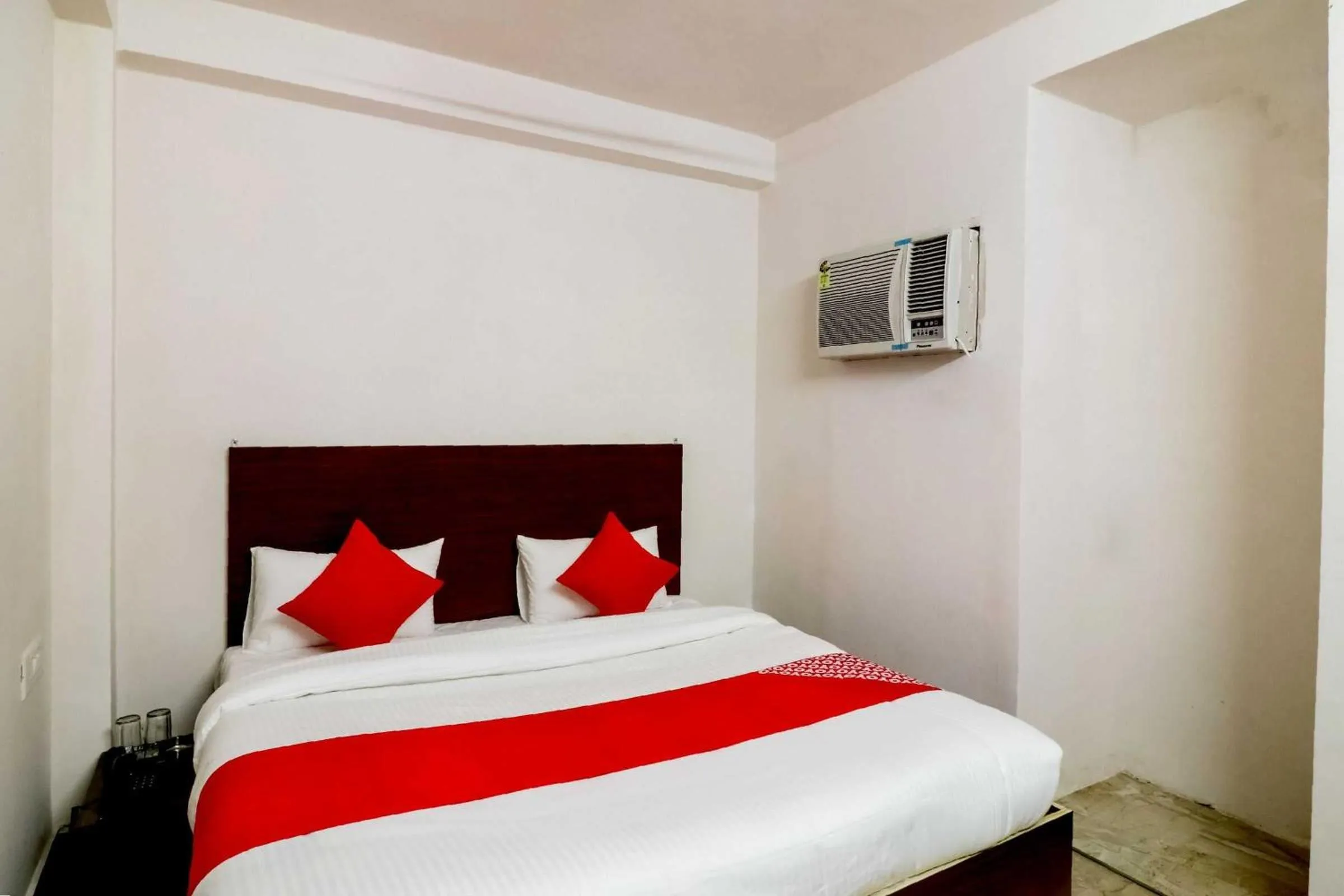 Bedroom in Hotel O Lovely Inn Near Akshardham